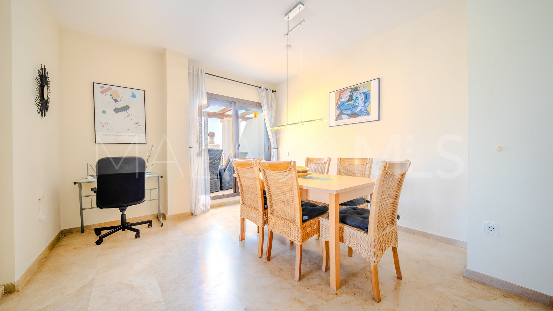 Puerto La Duquesa, Ático for sale with 2 bedrooms