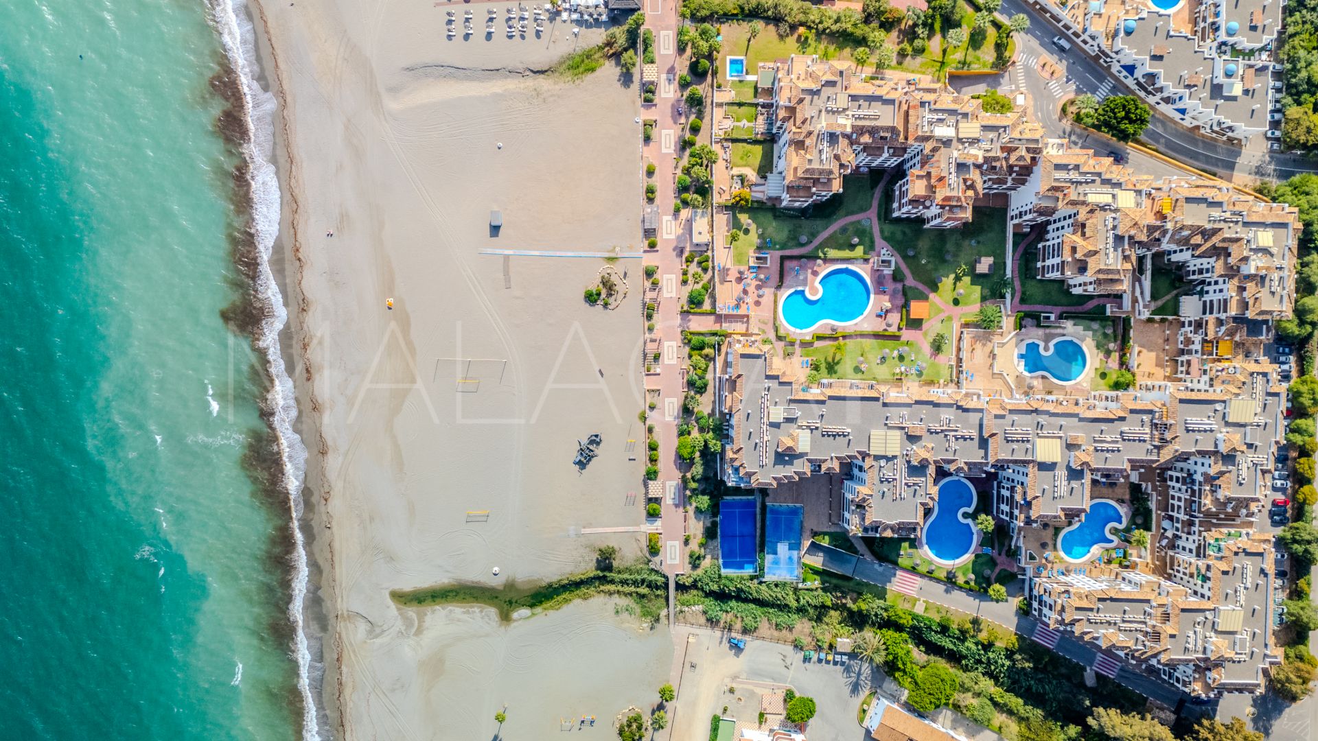 Puerto La Duquesa, Ático for sale with 2 bedrooms