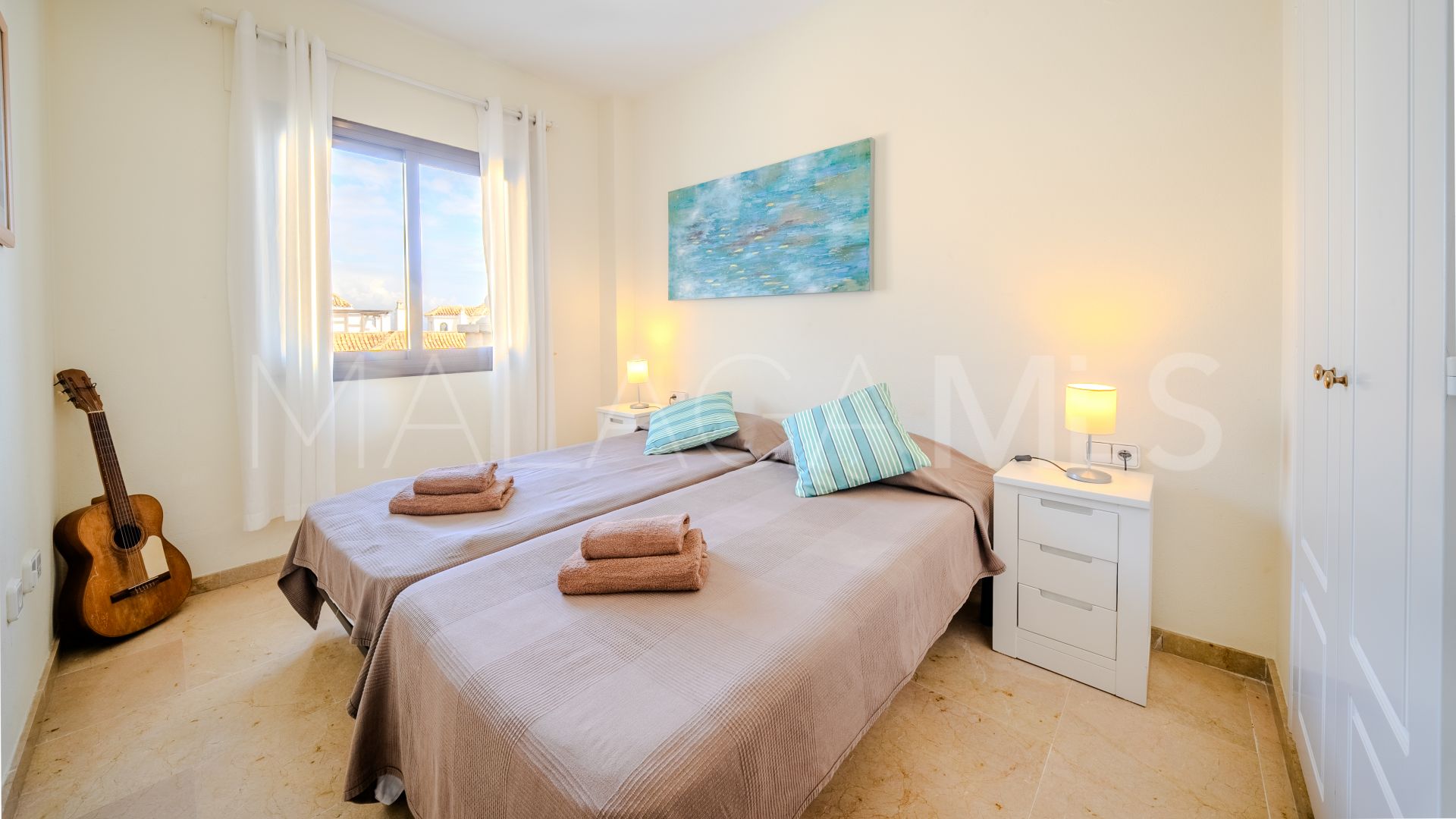 Puerto La Duquesa, Ático for sale with 2 bedrooms