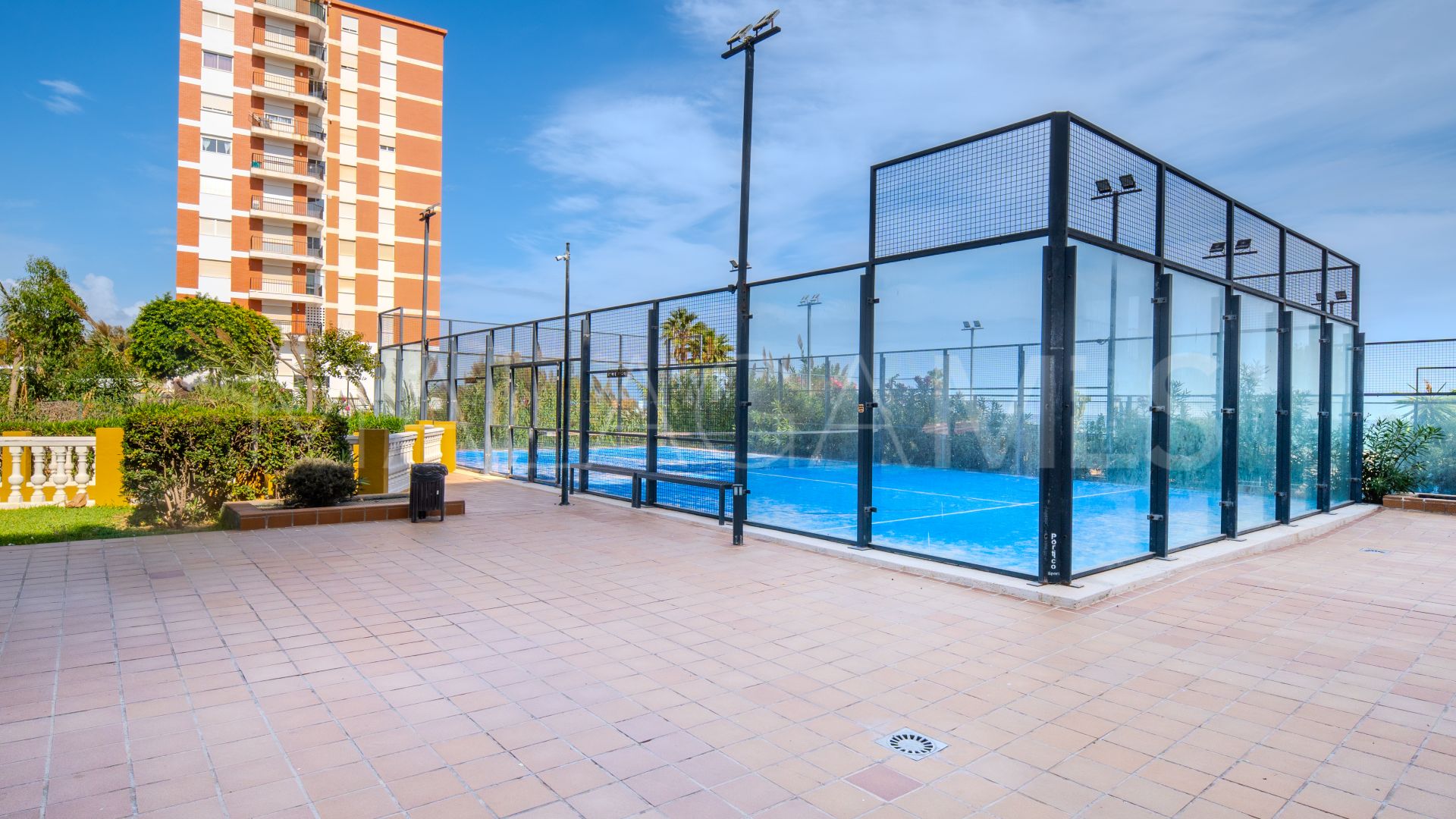 Puerto La Duquesa, Ático for sale with 2 bedrooms