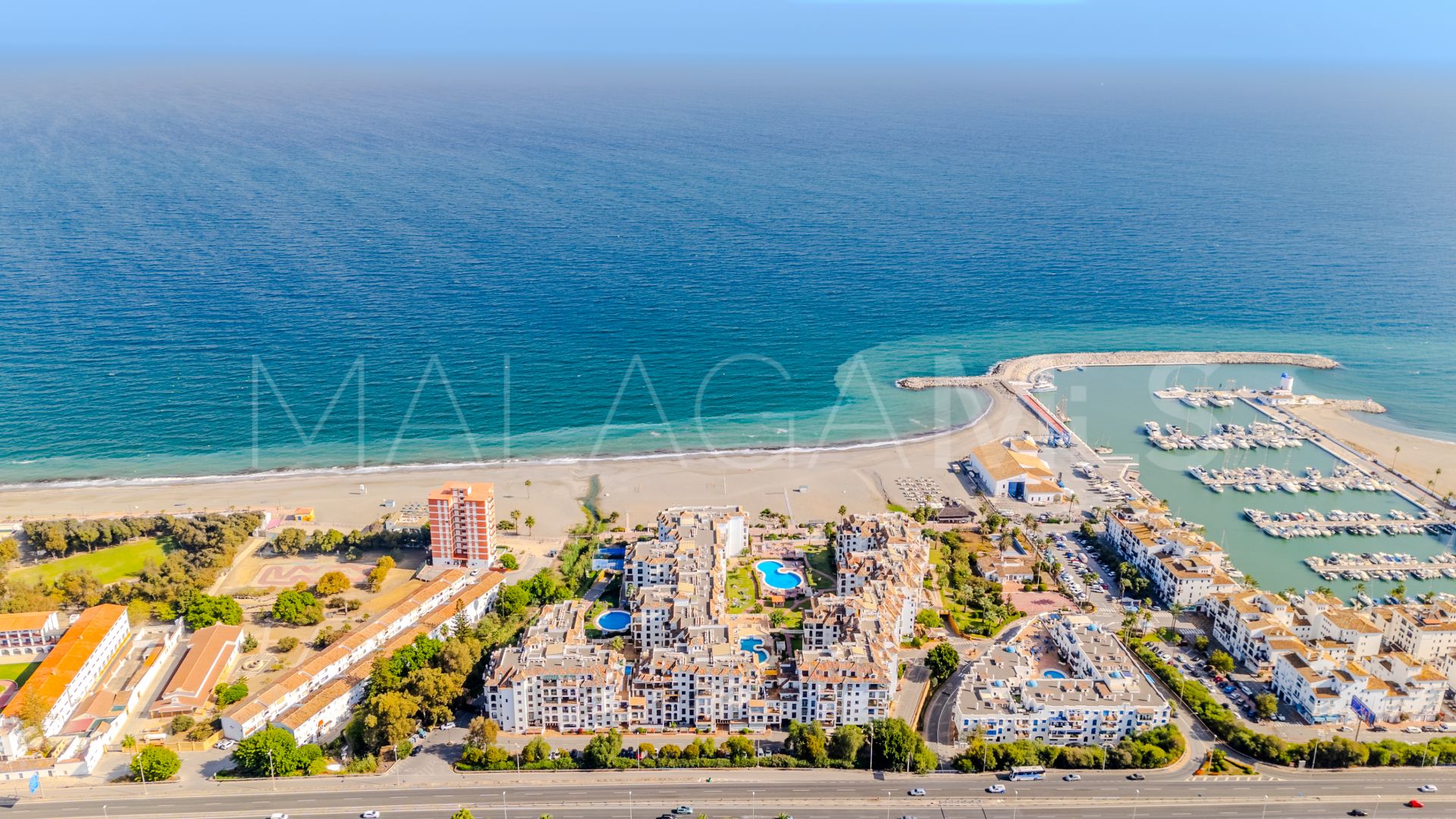 Puerto La Duquesa, Ático for sale with 2 bedrooms