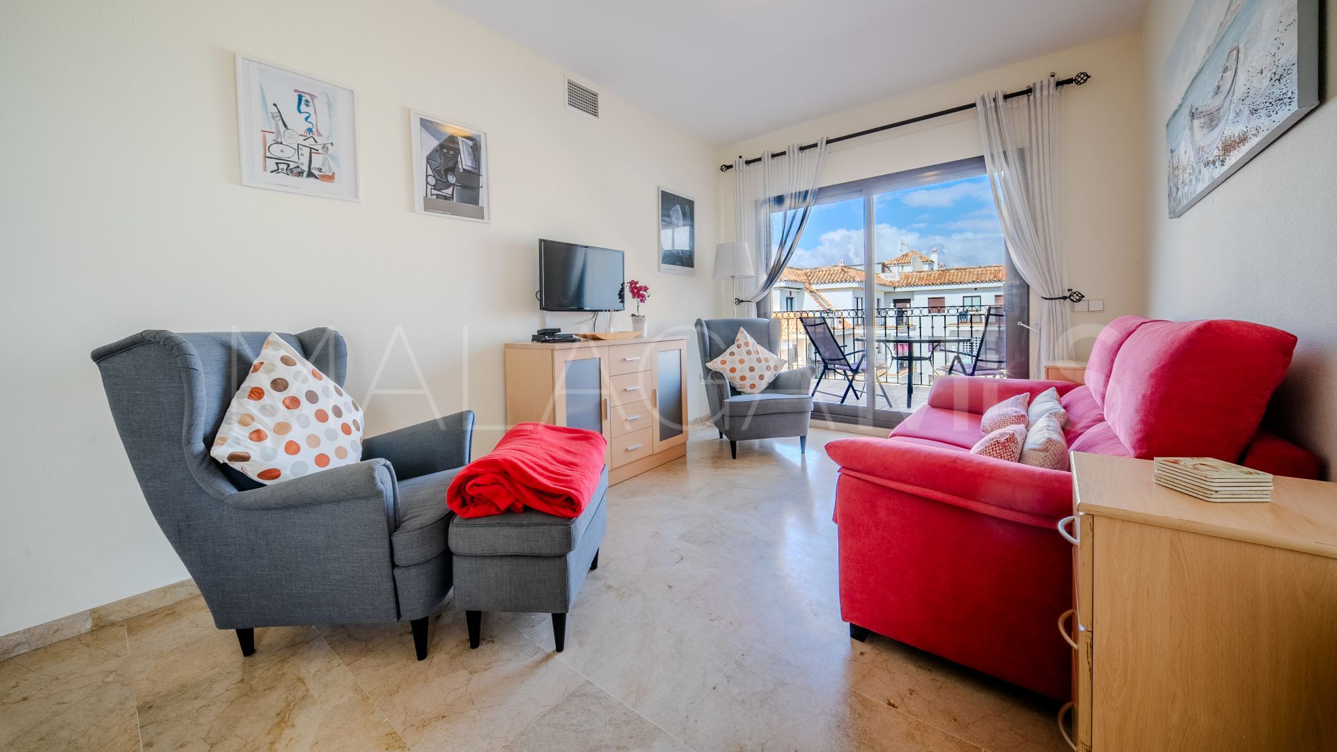 Puerto La Duquesa, Ático for sale with 2 bedrooms