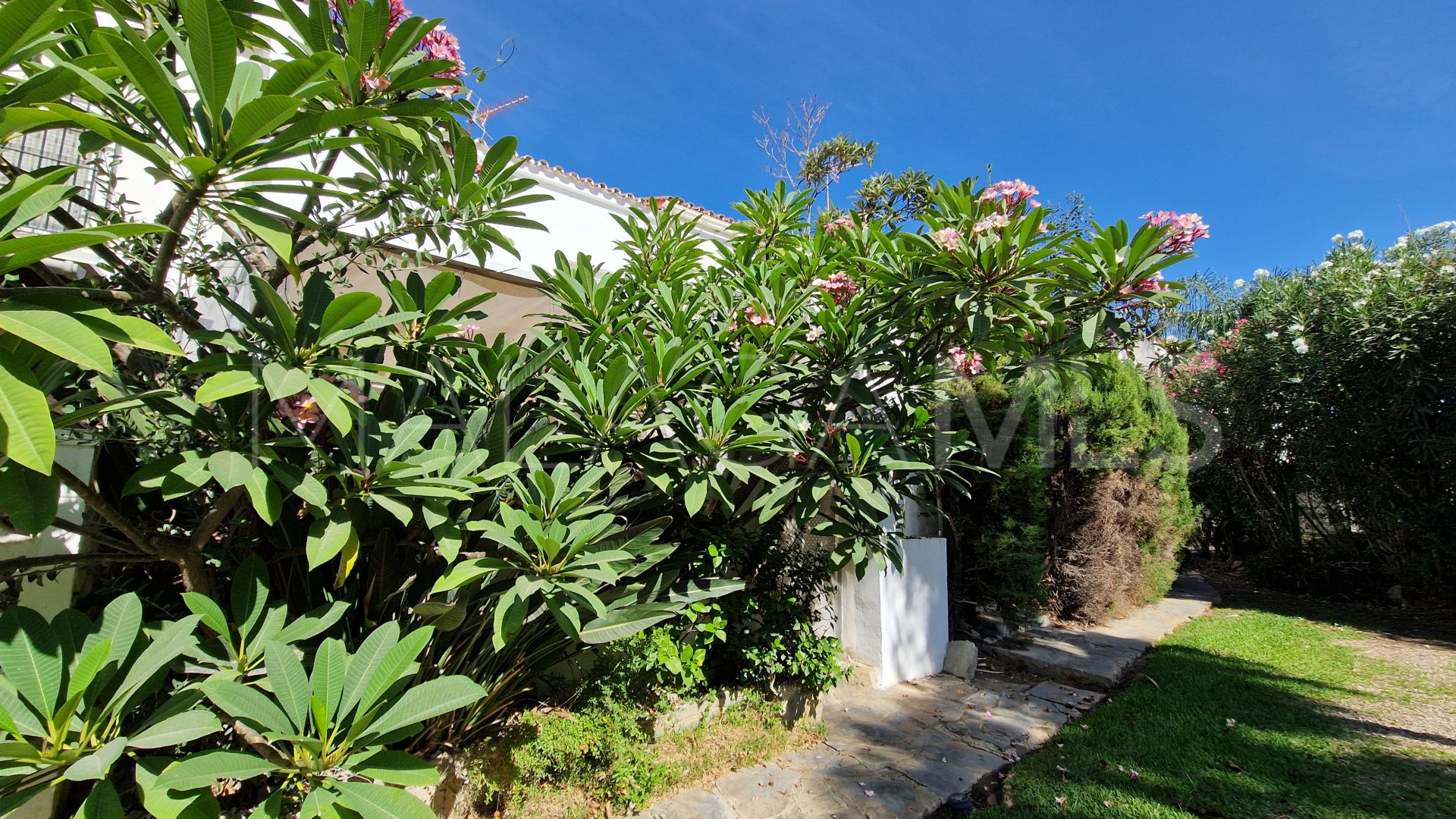 Maison de ville for sale in Marina de Casares