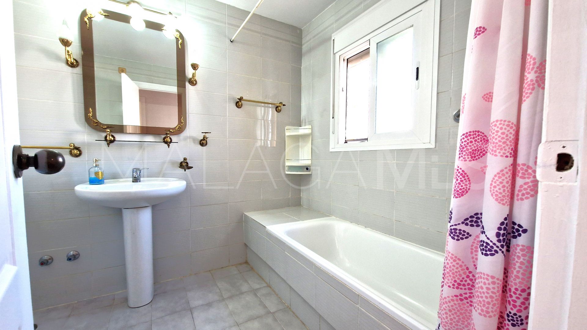 Maison de ville for sale in Marina de Casares