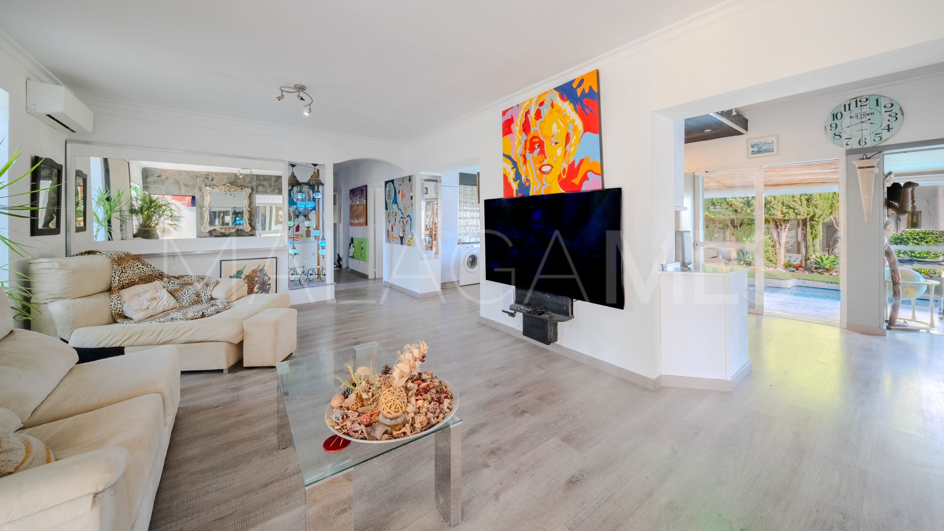 5 bedrooms villa in Estepona Golf for sale