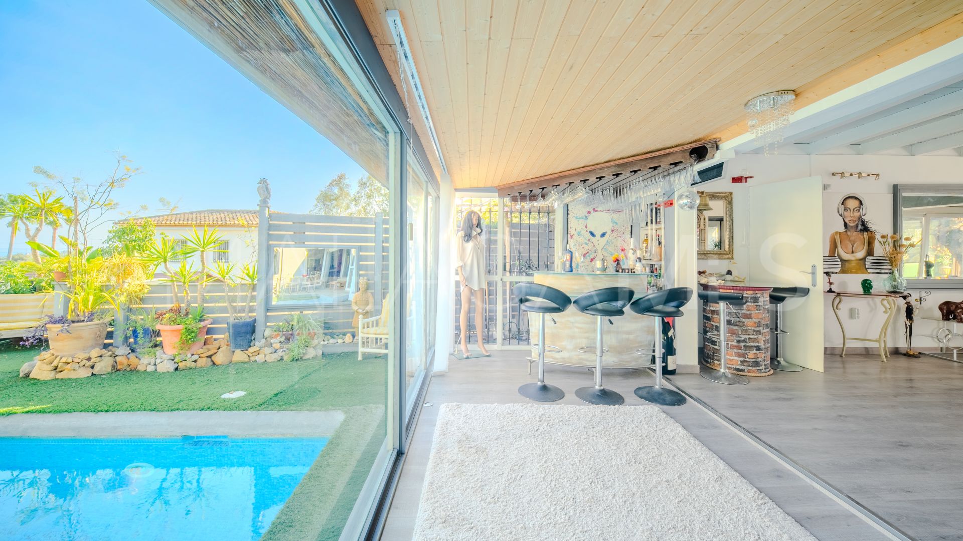 5 bedrooms villa in Estepona Golf for sale