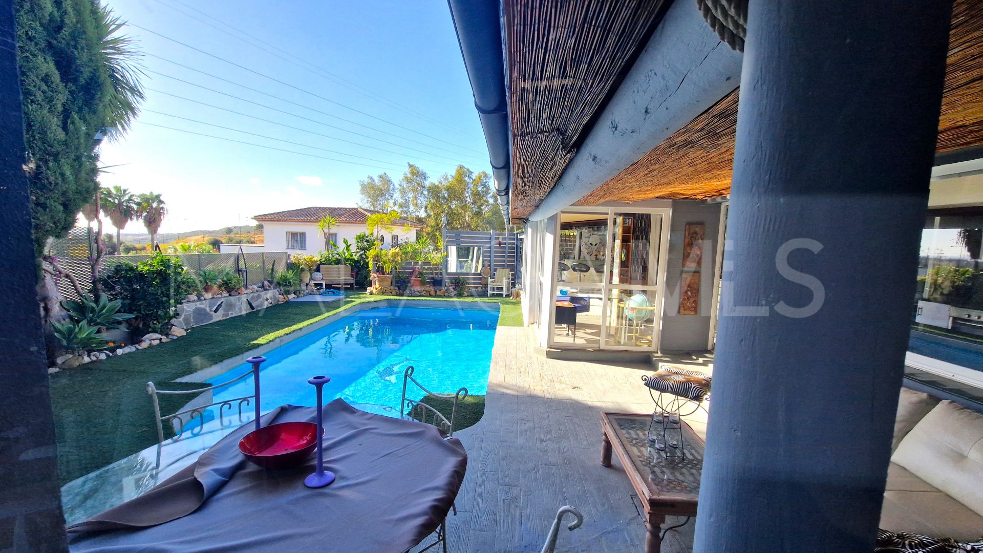 Villa for sale in Estepona Golf