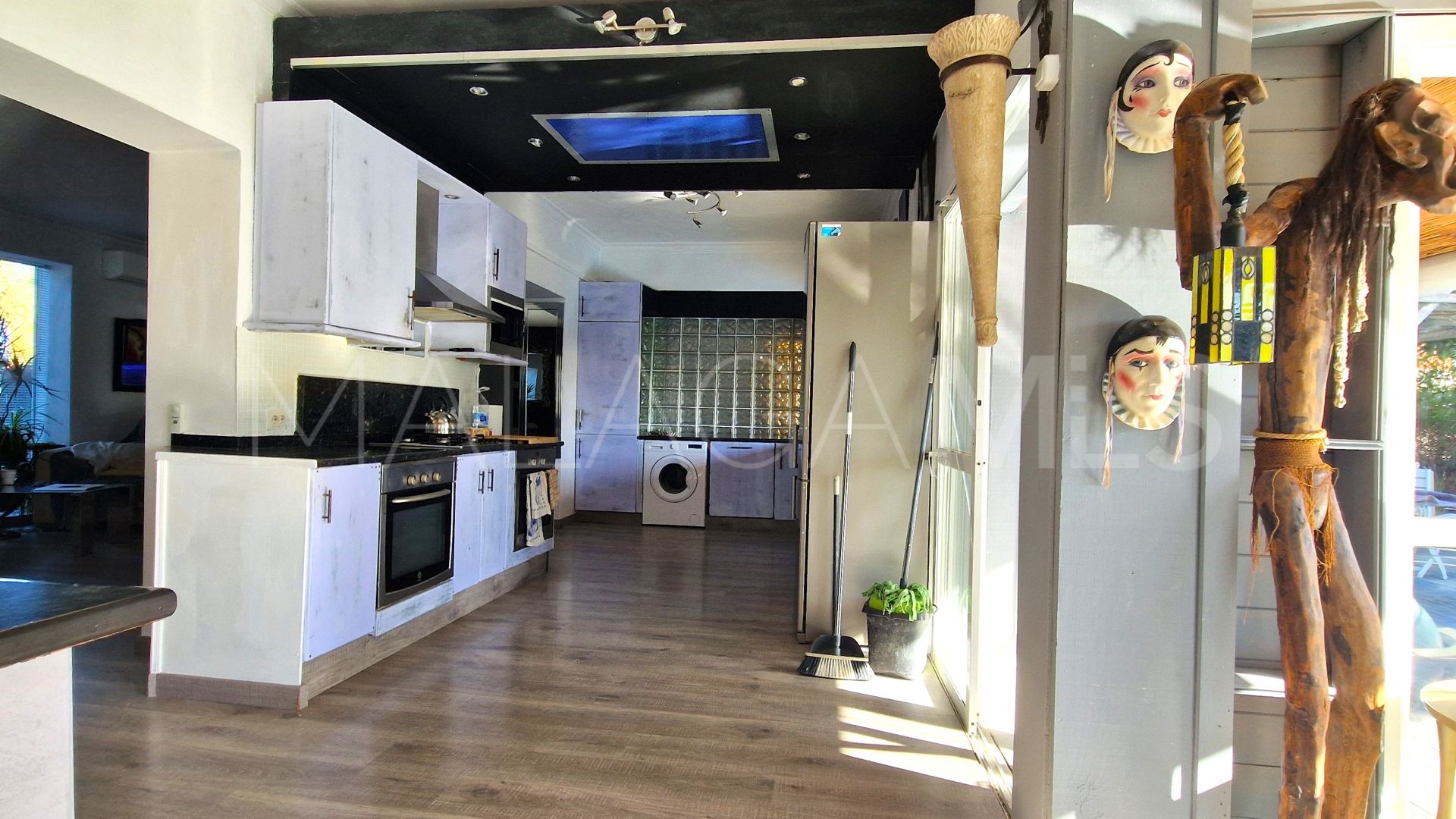 Villa for sale in Estepona Golf