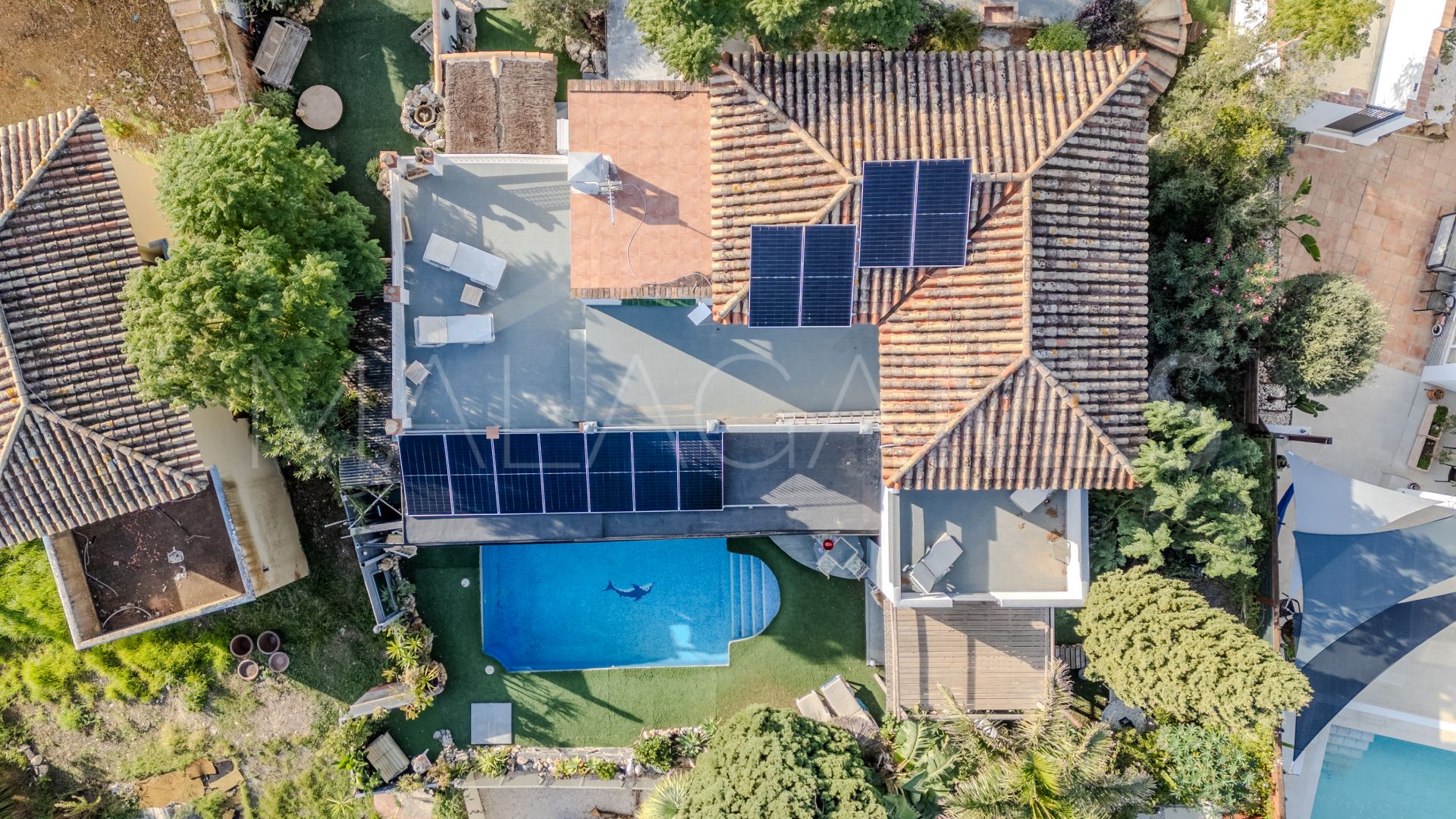 5 bedrooms villa in Estepona Golf for sale