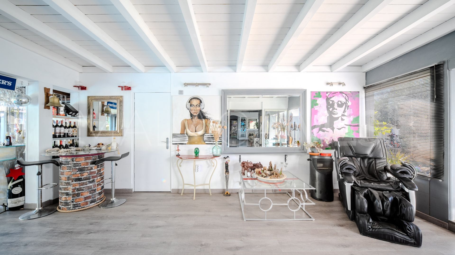 5 bedrooms villa in Estepona Golf for sale