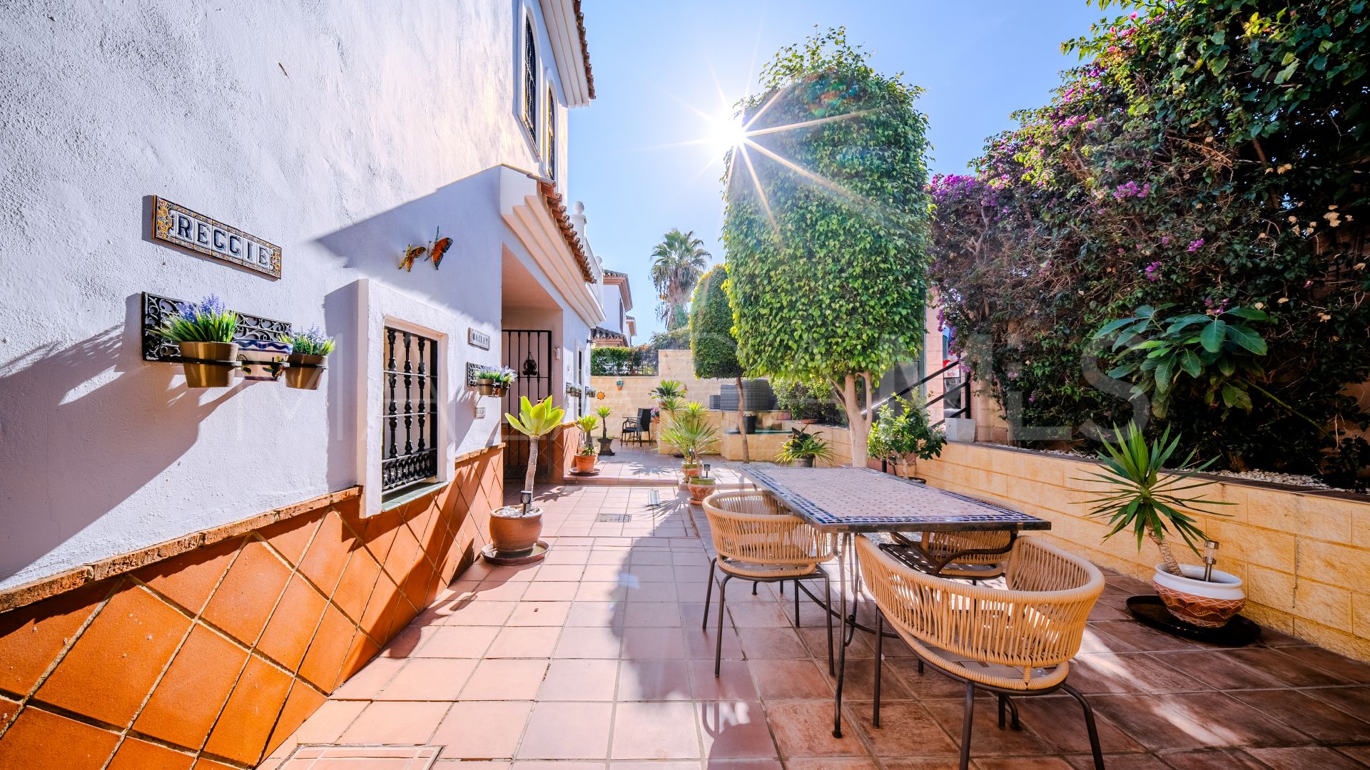 Hus i byn for sale in Hacienda Guadalupe