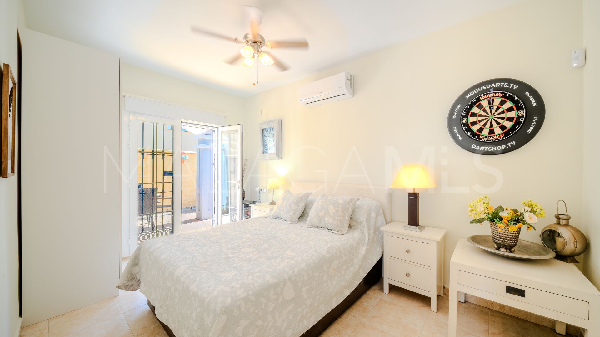 Hus i byn for sale in Hacienda Guadalupe