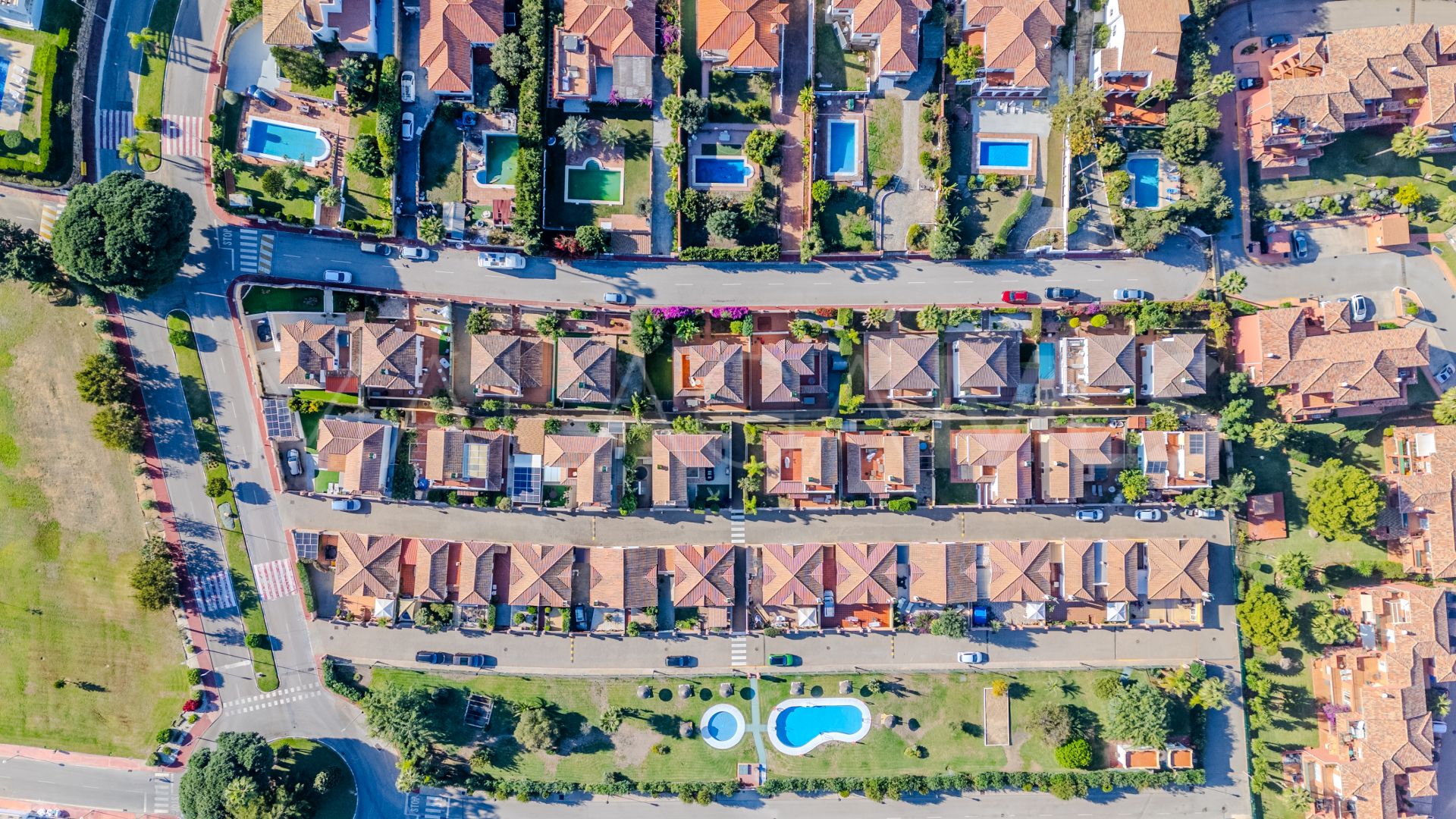 Hus i byn for sale in Hacienda Guadalupe