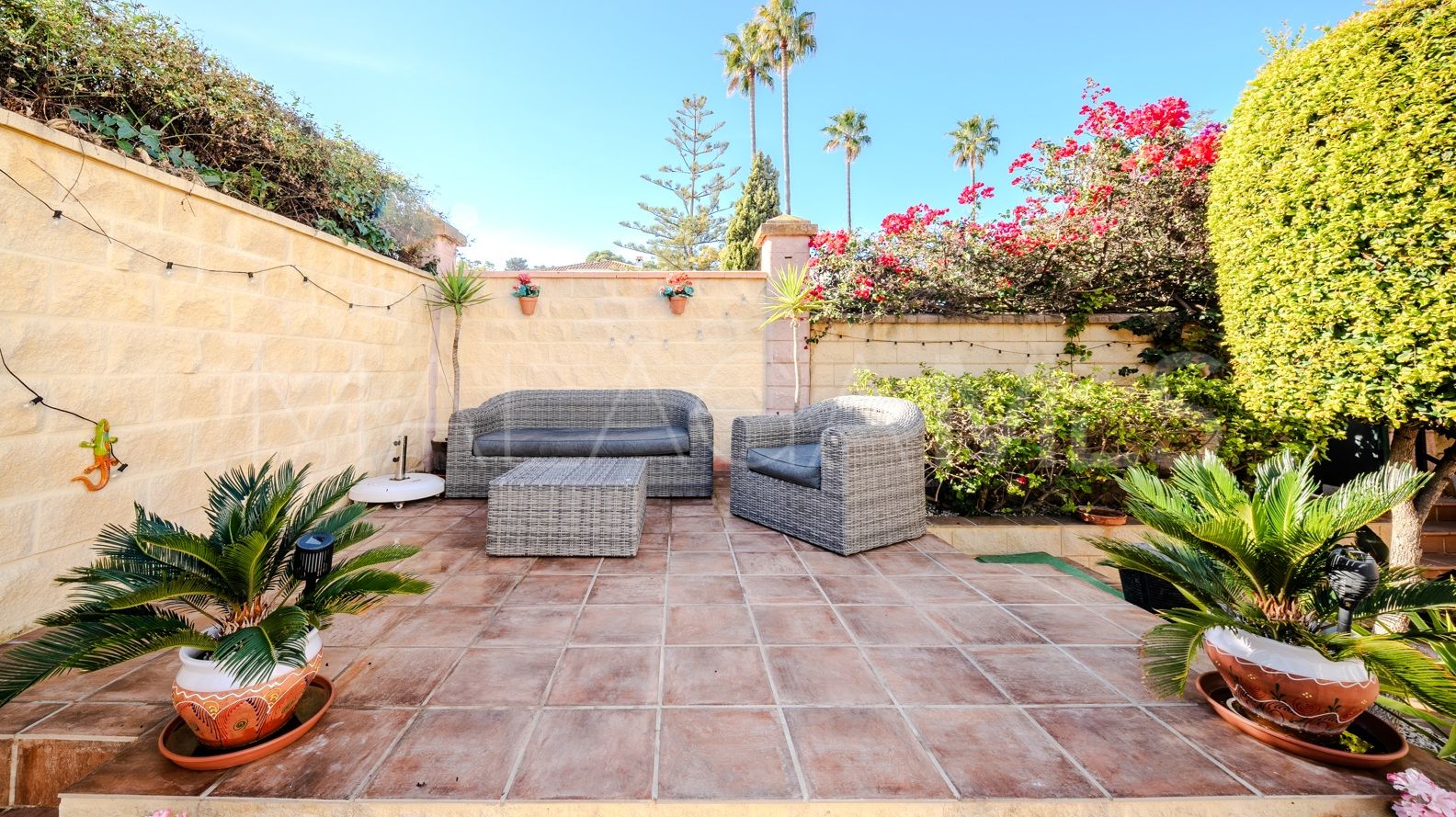 Hus i byn for sale in Hacienda Guadalupe