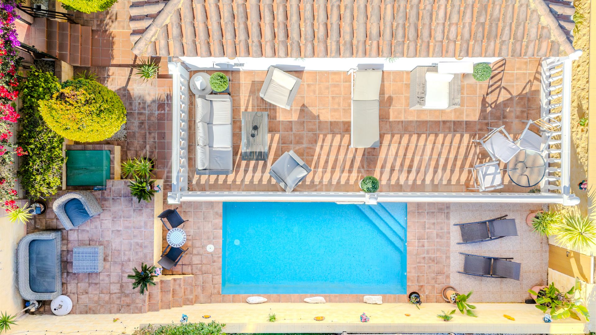 Hus i byn for sale in Hacienda Guadalupe