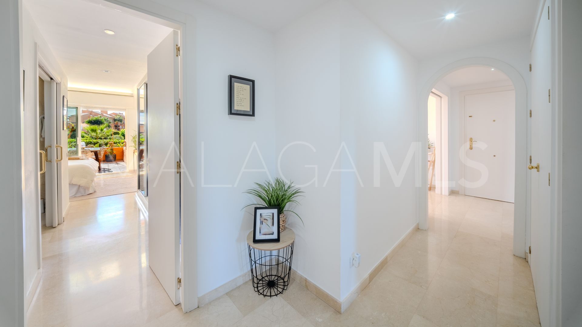 Apartamento planta baja for sale in Los Granados de Duquesa with 3 bedrooms