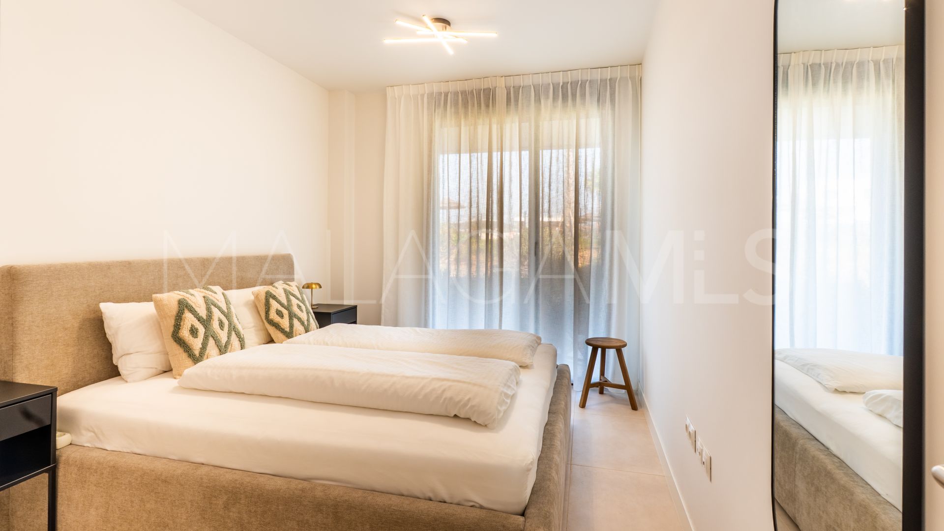 Markplanslägenhet for sale in Camarate Golf