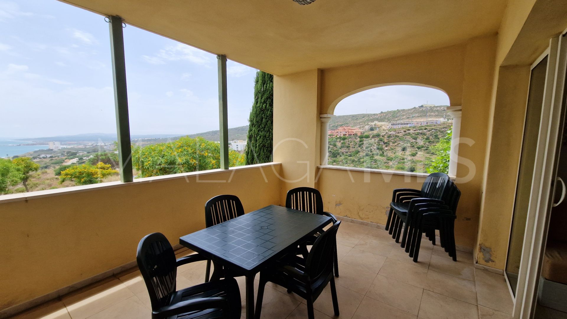 For sale Bahia de las Rocas duplex penthouse