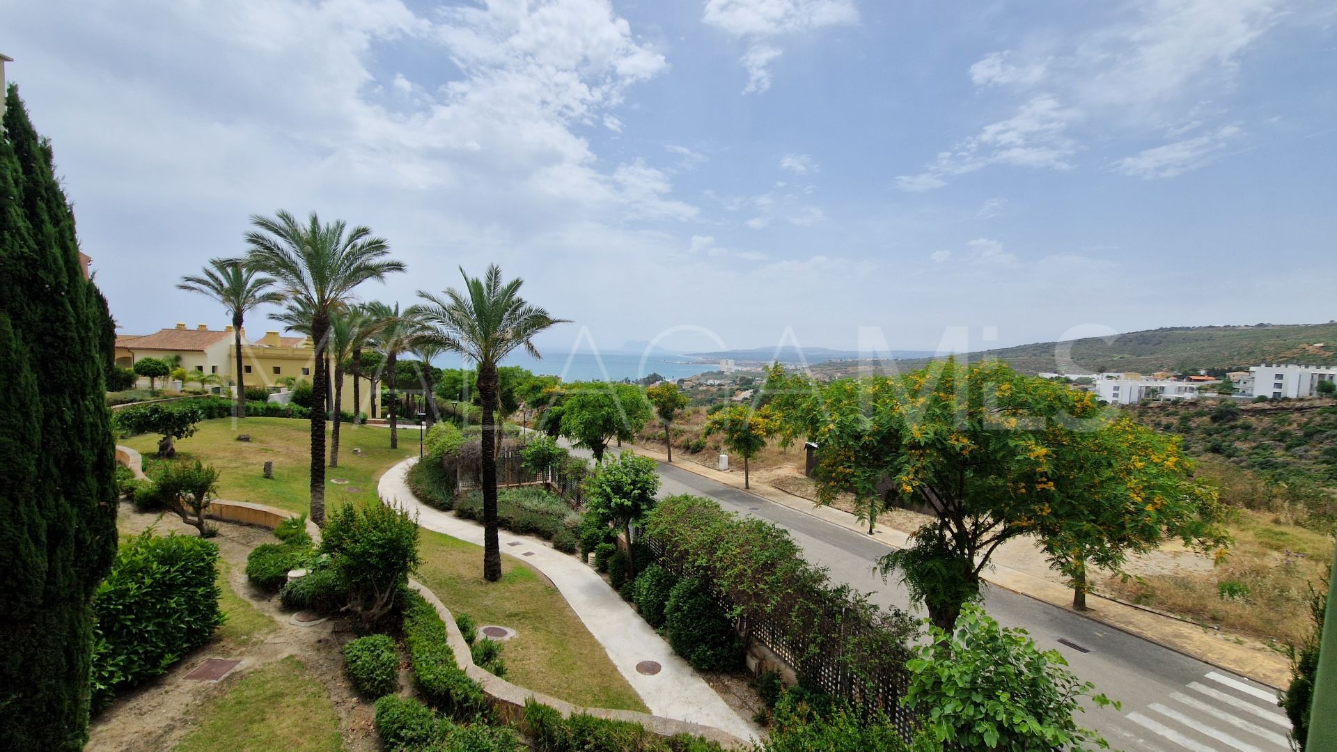 For sale Bahia de las Rocas duplex penthouse
