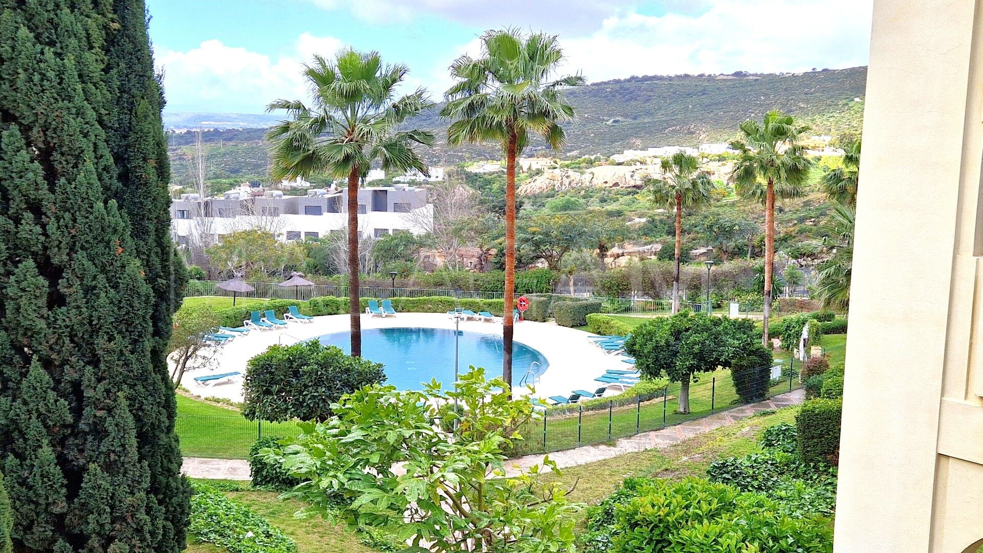 For sale Bahia de las Rocas duplex penthouse