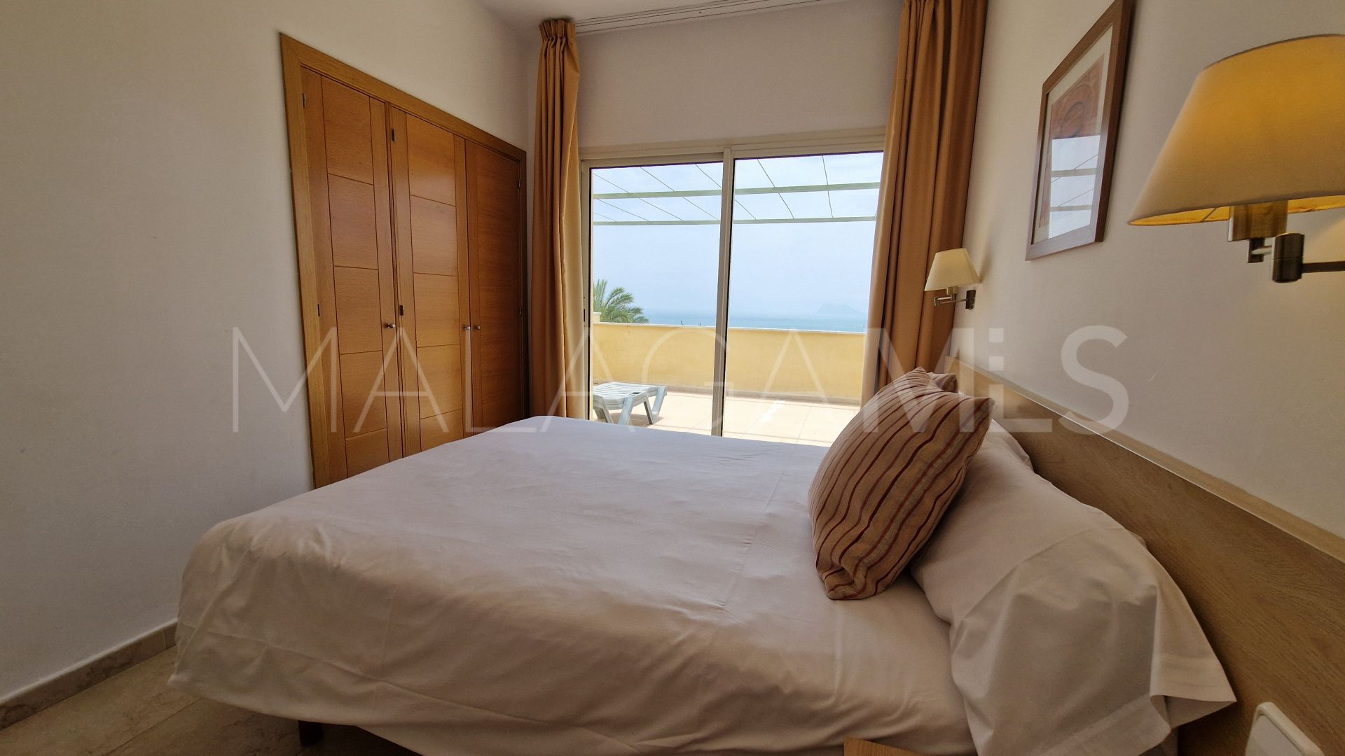 For sale Bahia de las Rocas duplex penthouse