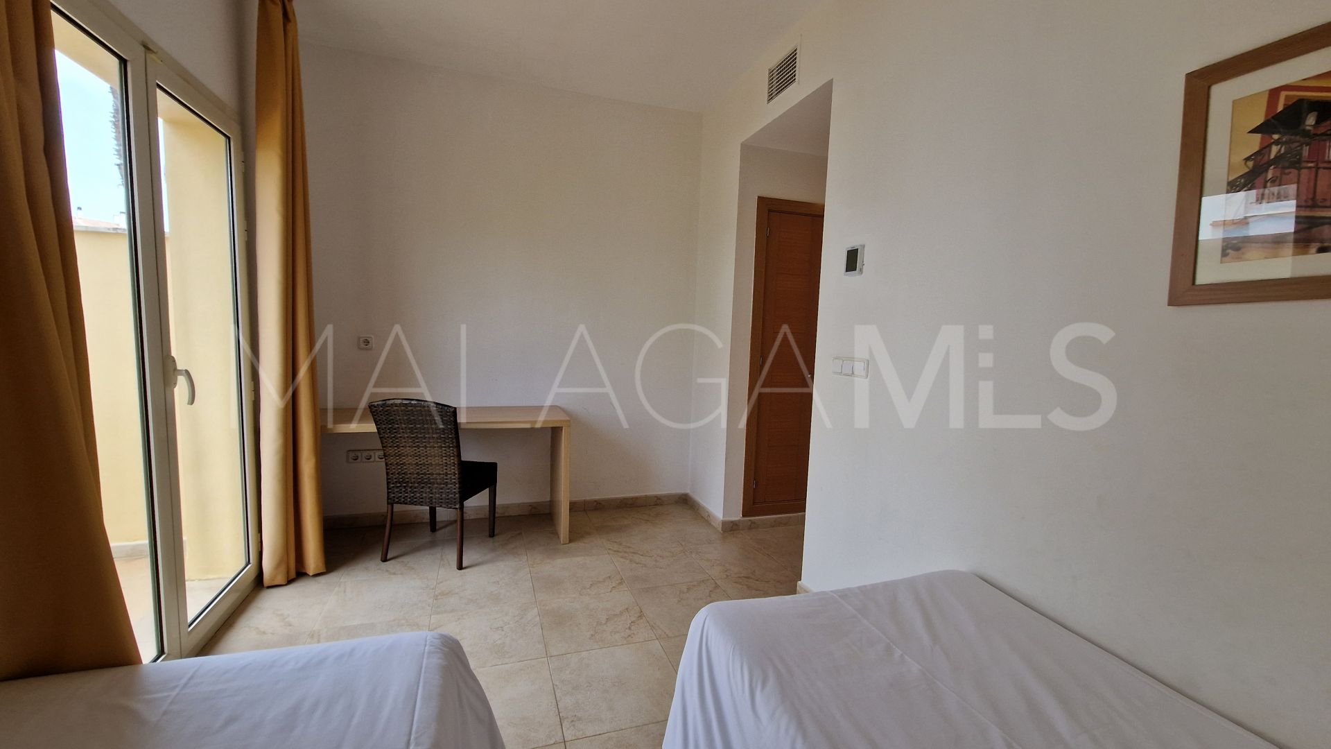 For sale Bahia de las Rocas duplex penthouse