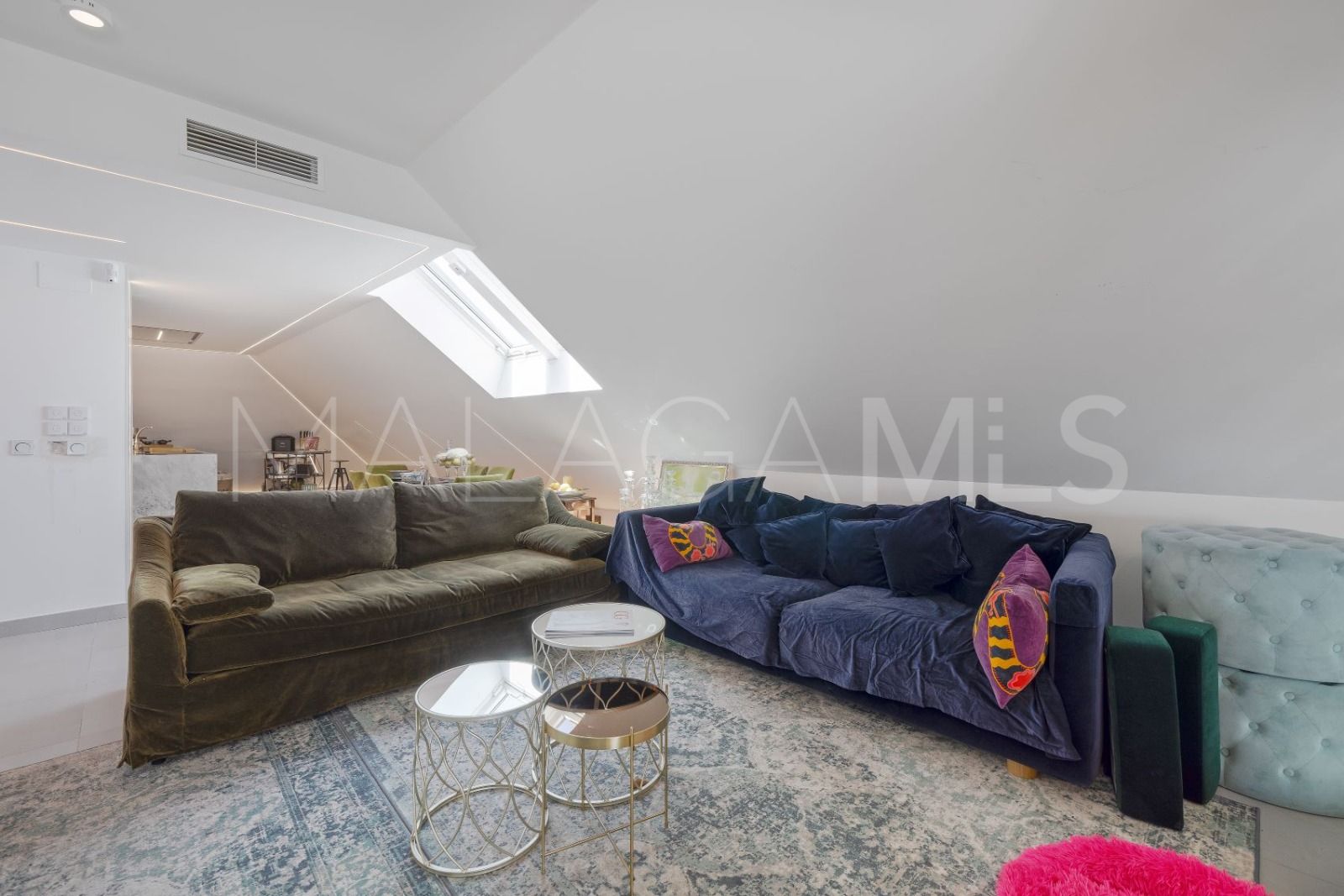 Ático a la venta in La Duquesa