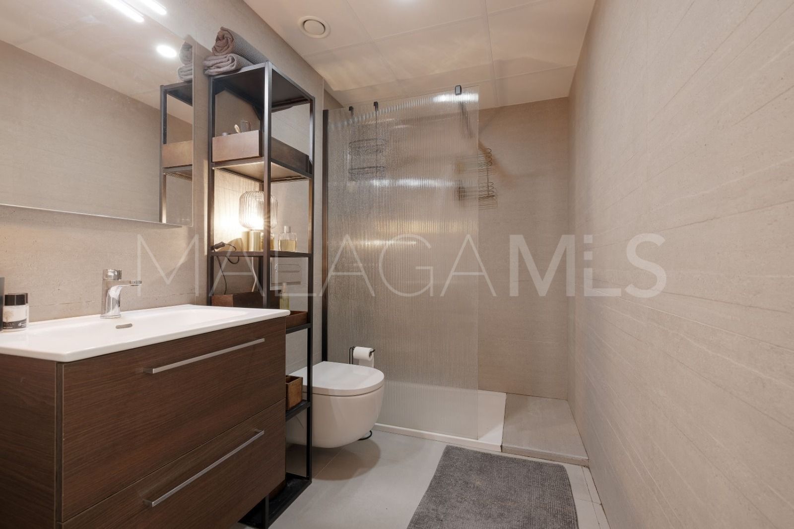 Ático a la venta in La Duquesa