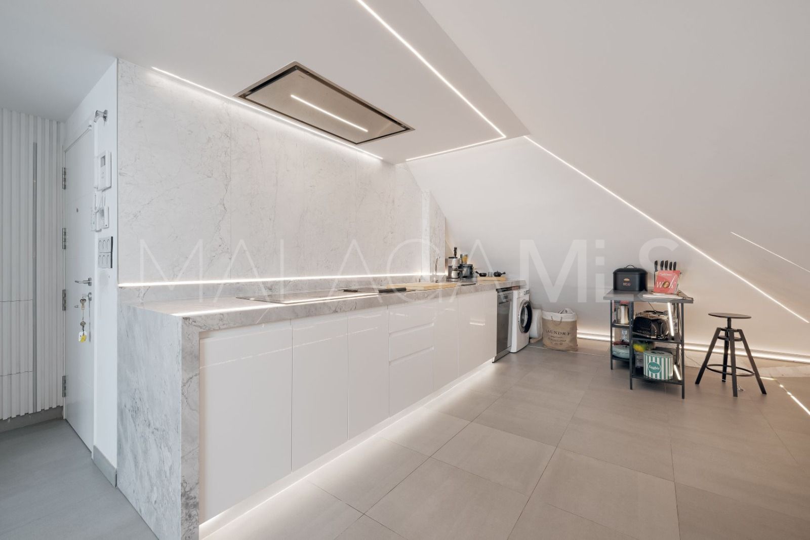 Ático a la venta in La Duquesa