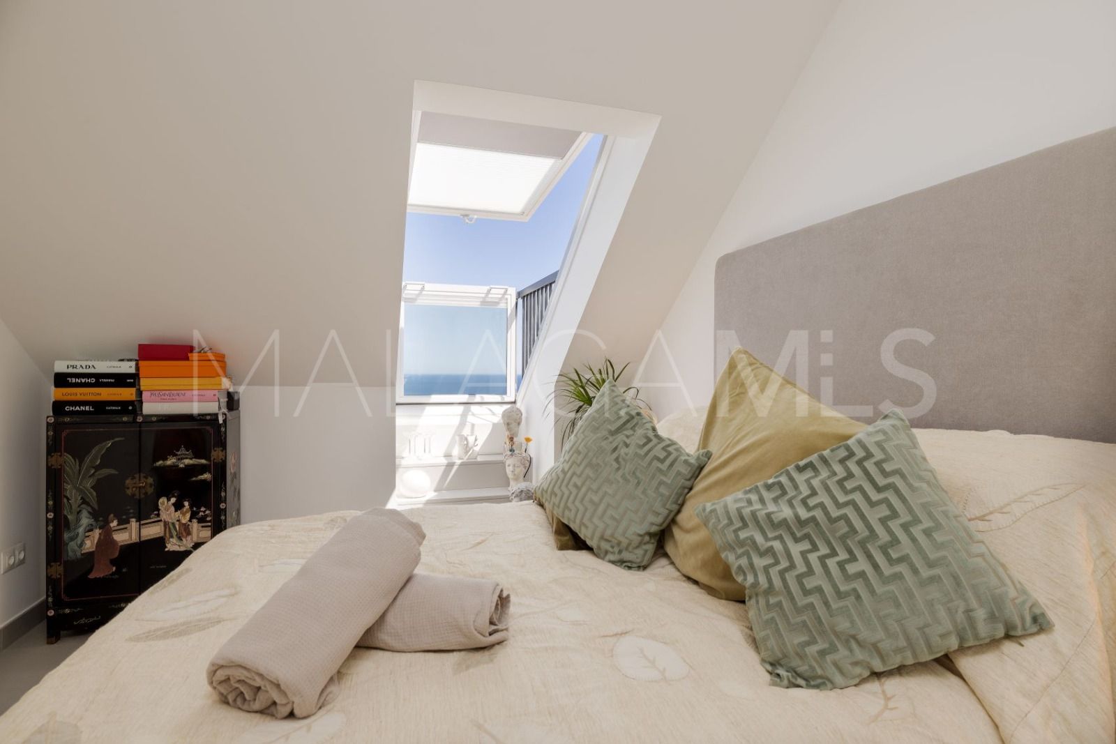 Ático a la venta in La Duquesa