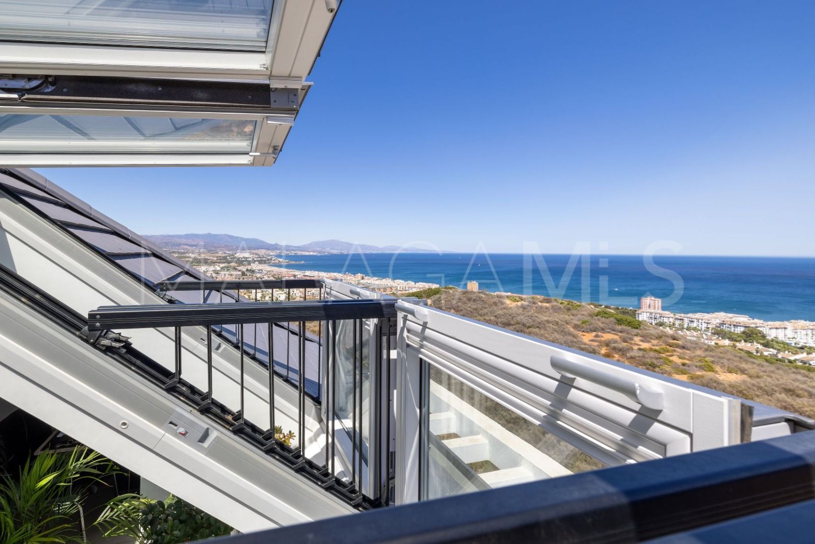 Ático a la venta in La Duquesa