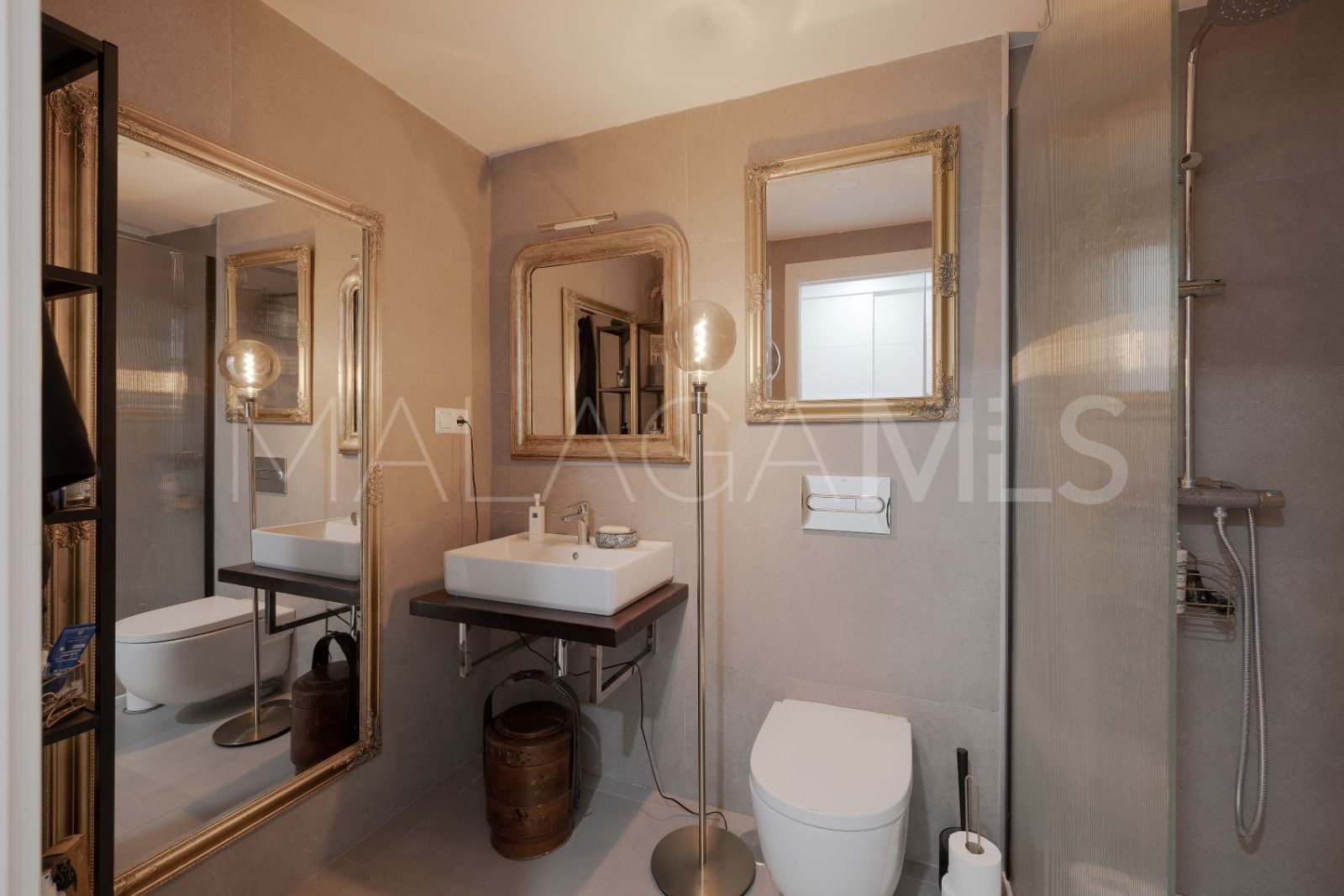 Ático a la venta in La Duquesa