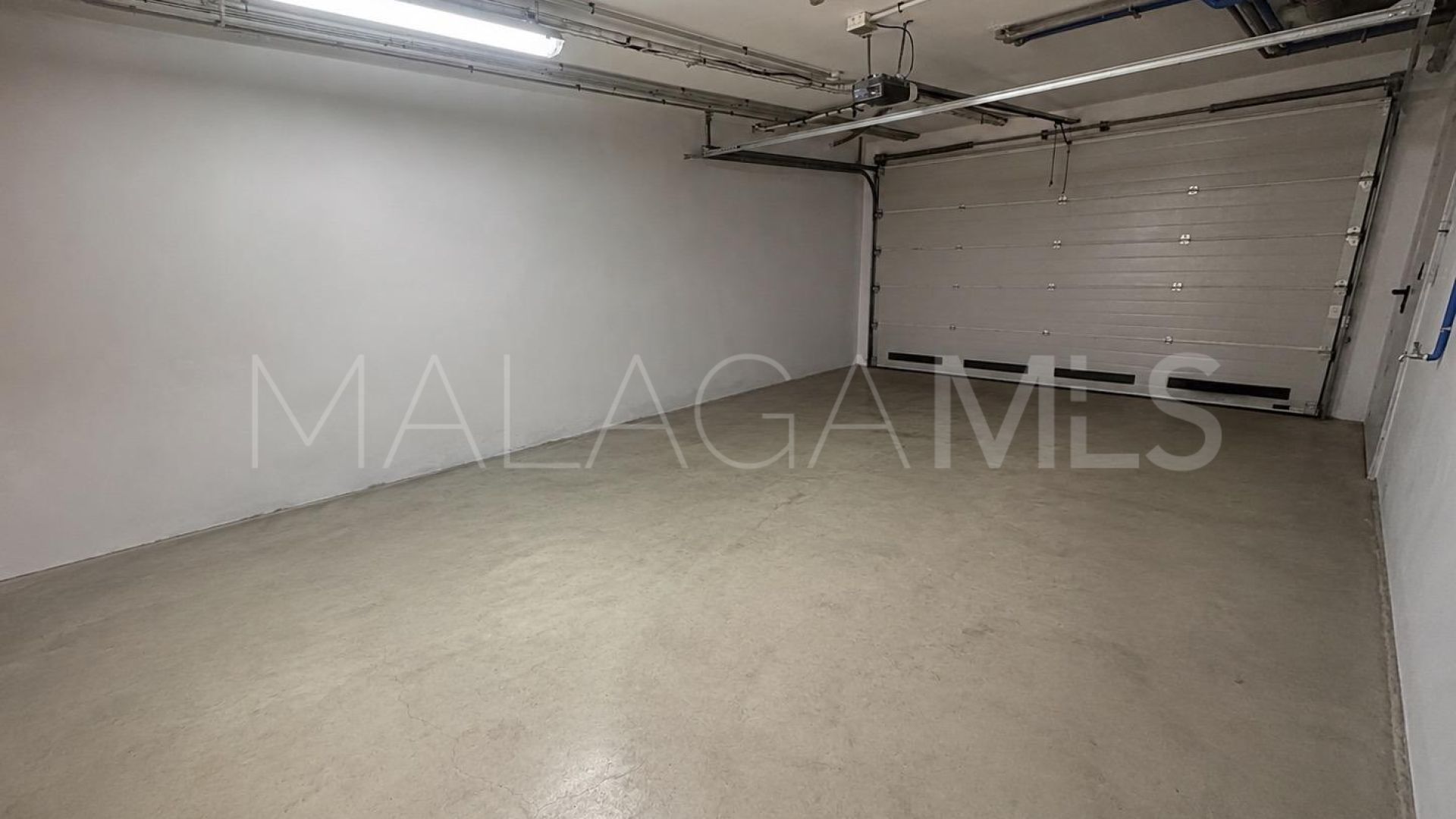 Radhus for sale in Azata Golf