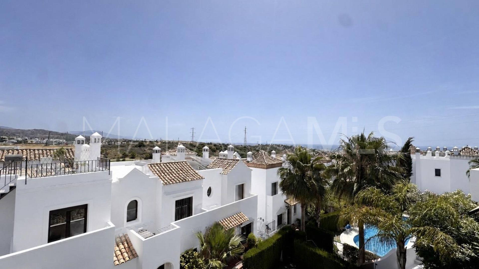 Radhus for sale in Azata Golf