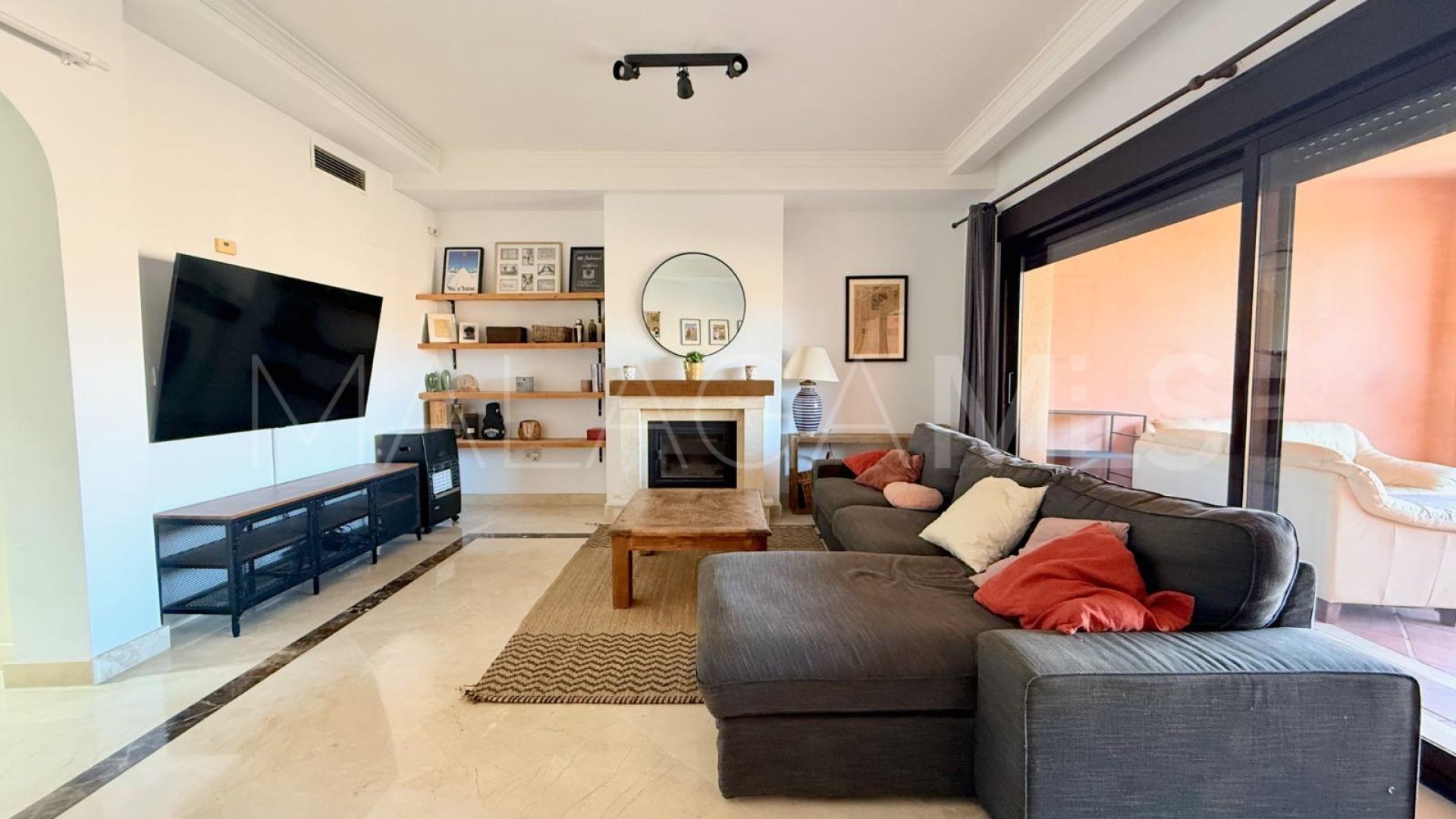 Radhus for sale in Azata Golf