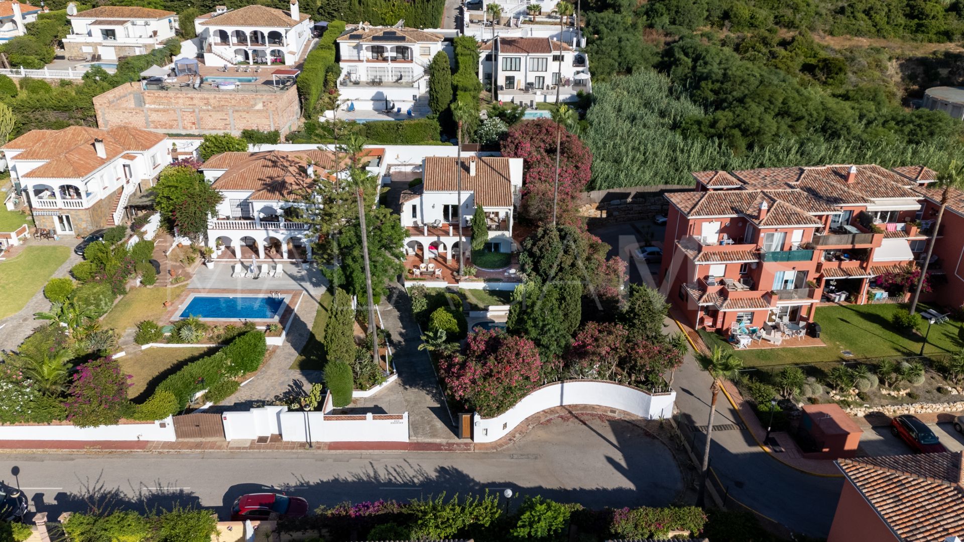 Buy Hacienda Guadalupe 5 bedrooms villa