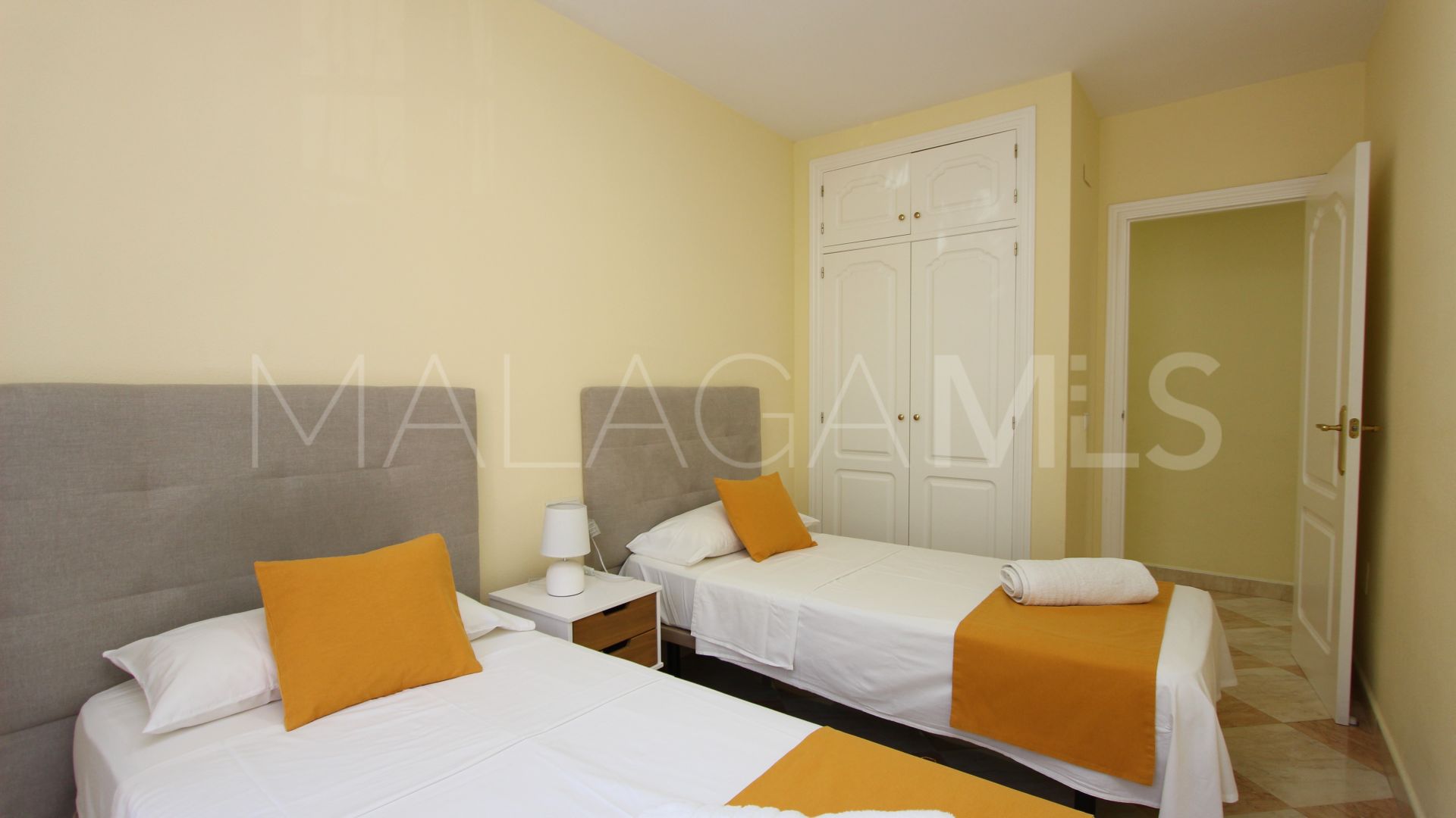 2 bedrooms apartment in Sabinillas for sale