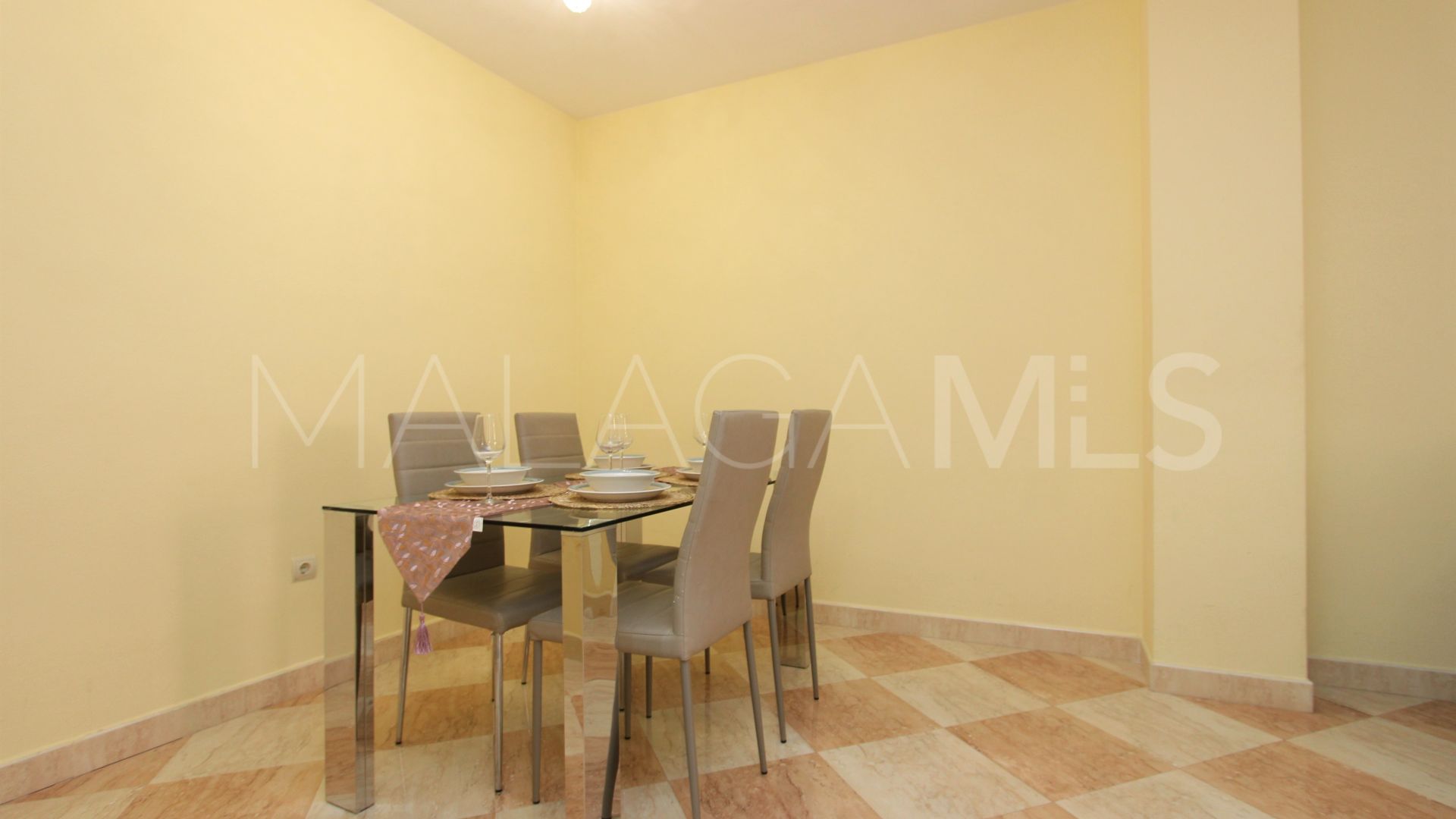 2 bedrooms apartment in Sabinillas for sale