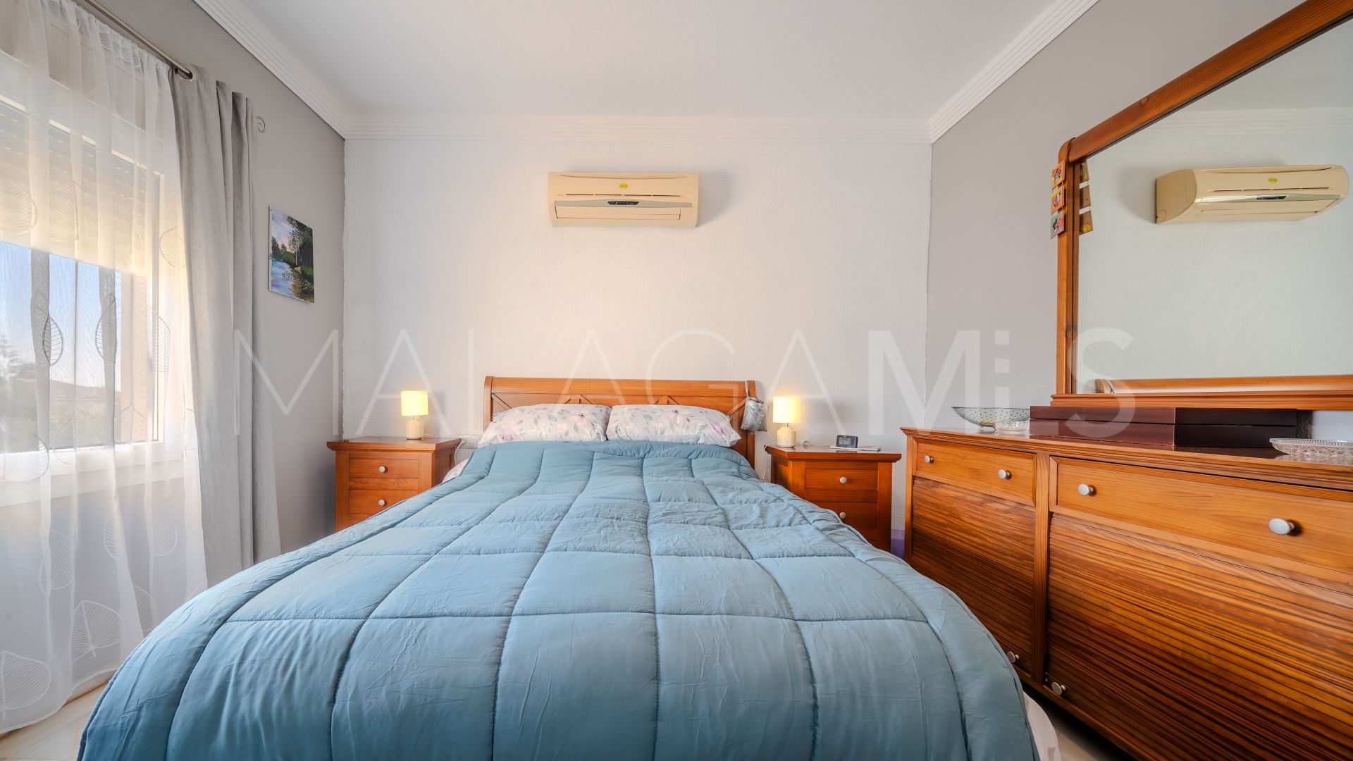 For sale house in Hacienda Guadalupe with 4 bedrooms