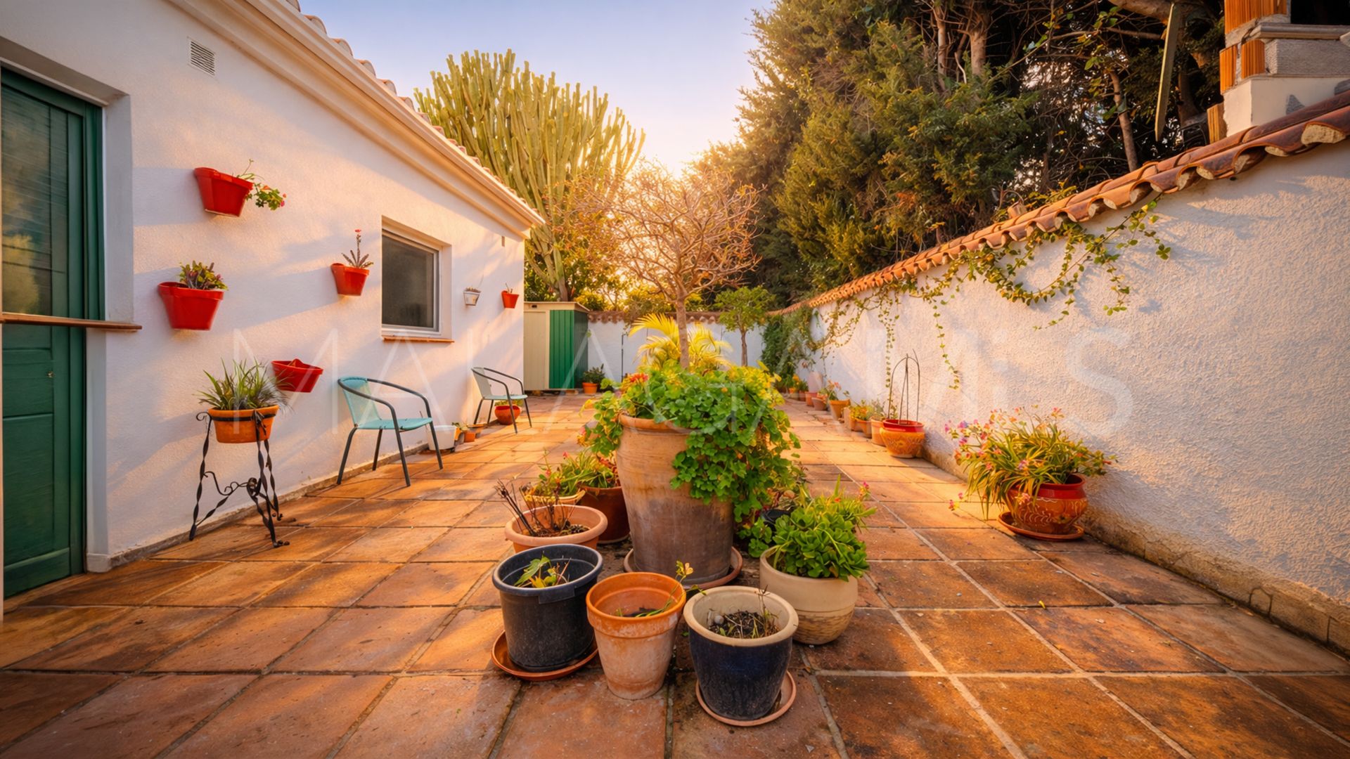 For sale house in Hacienda Guadalupe with 4 bedrooms