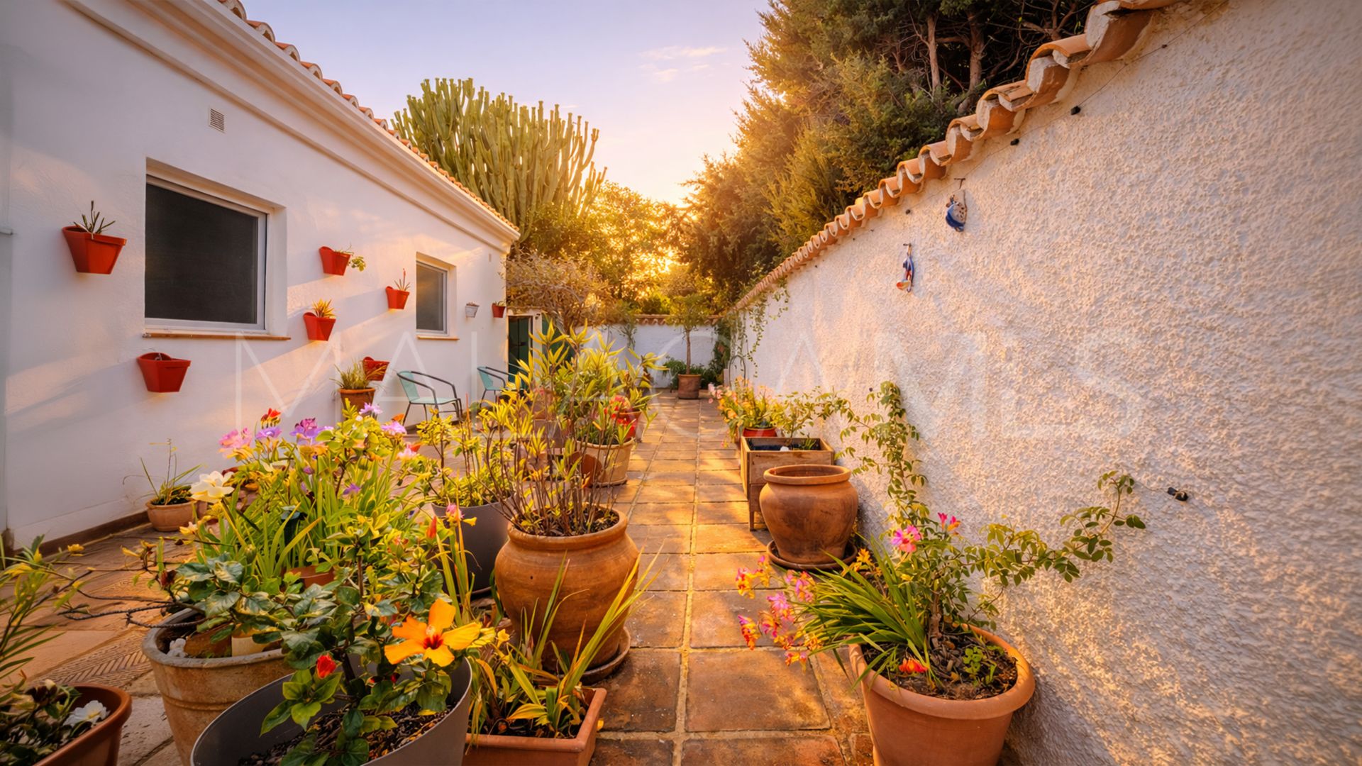 For sale house in Hacienda Guadalupe with 4 bedrooms