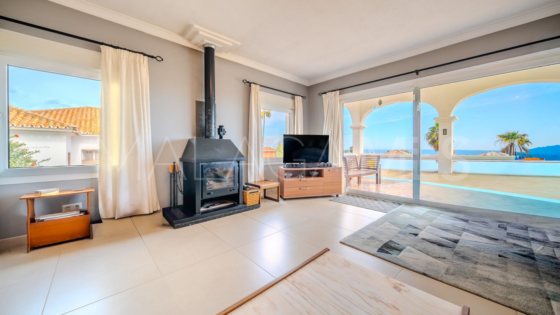 For sale house in Hacienda Guadalupe with 4 bedrooms