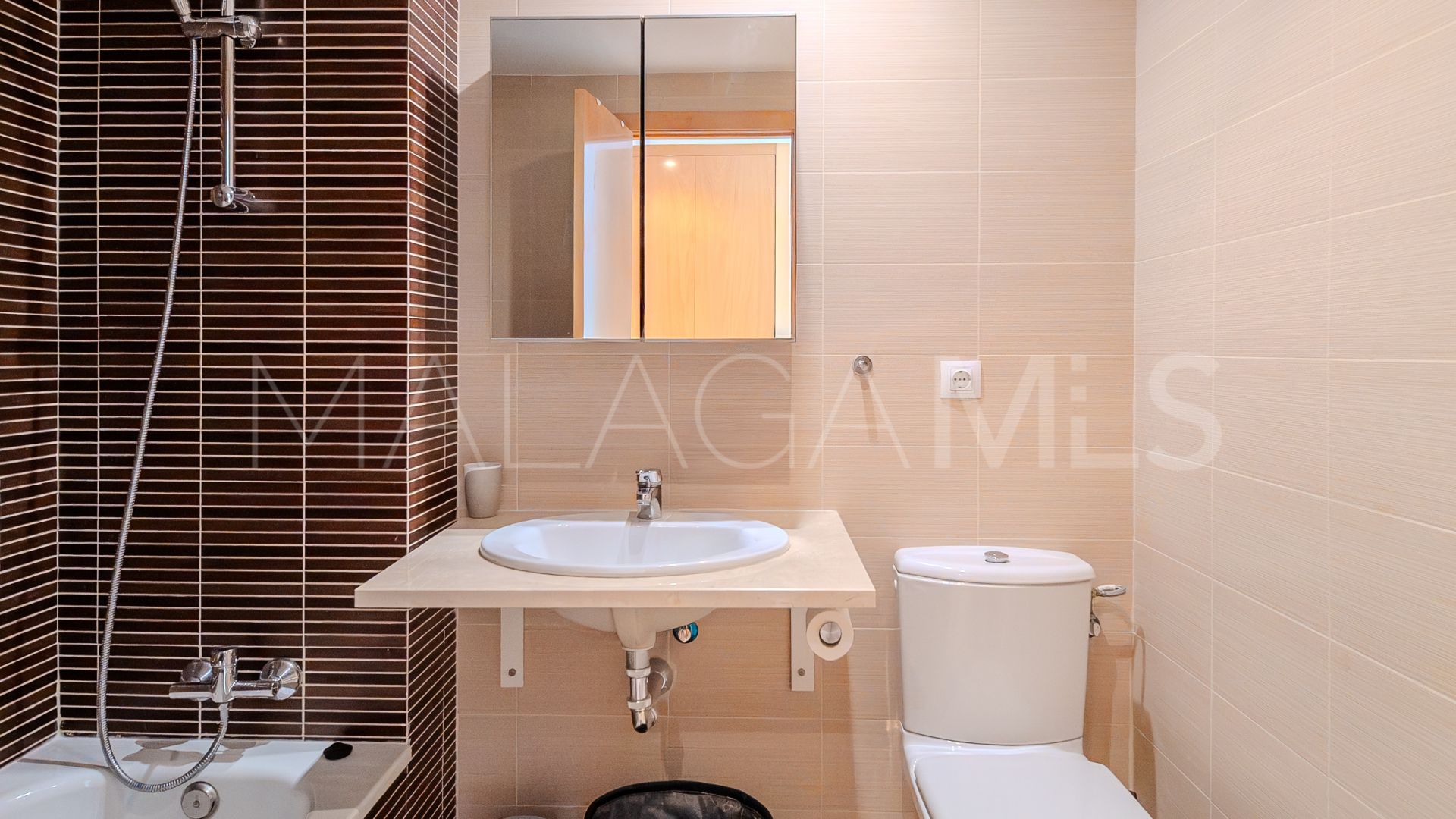Apartamento for sale in Doña Julia with 4 bedrooms