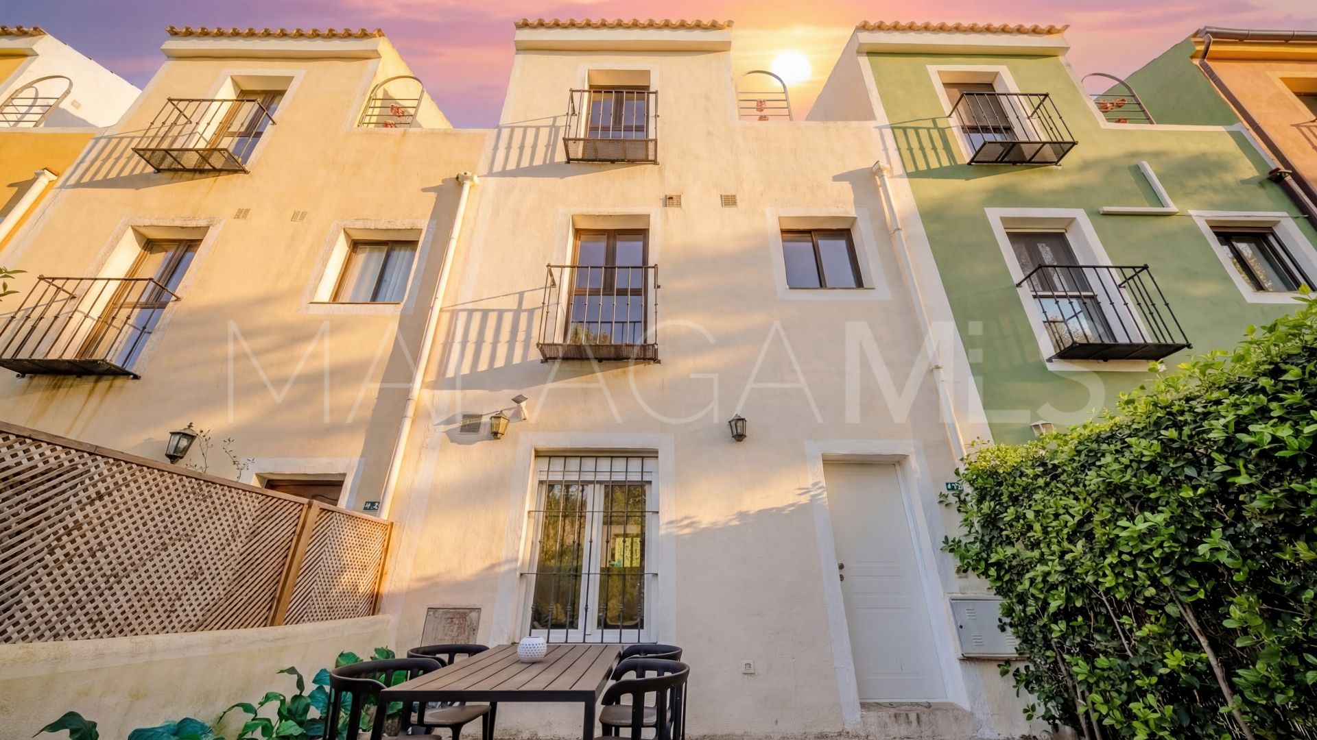 Reihenhaus for sale in Bahia de Casares