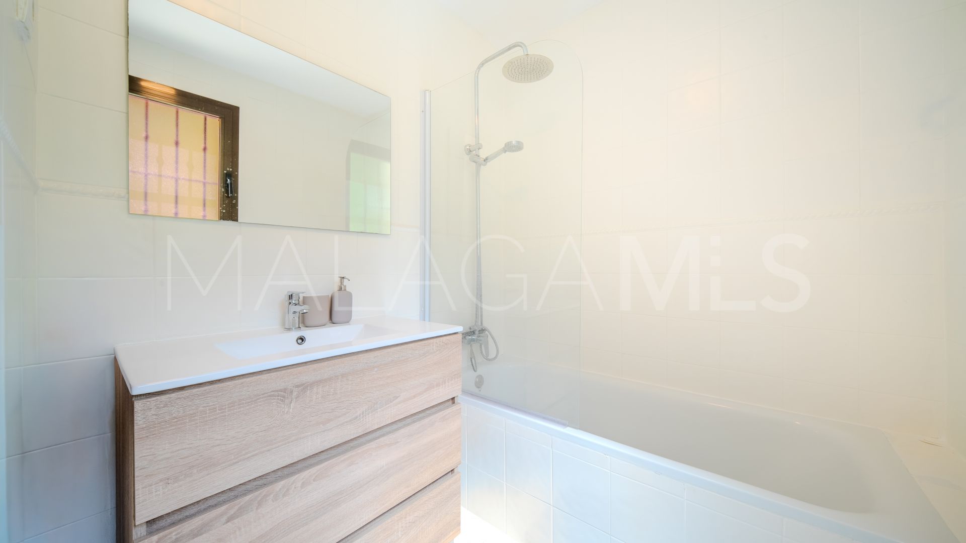 Reihenhaus for sale in Bahia de Casares