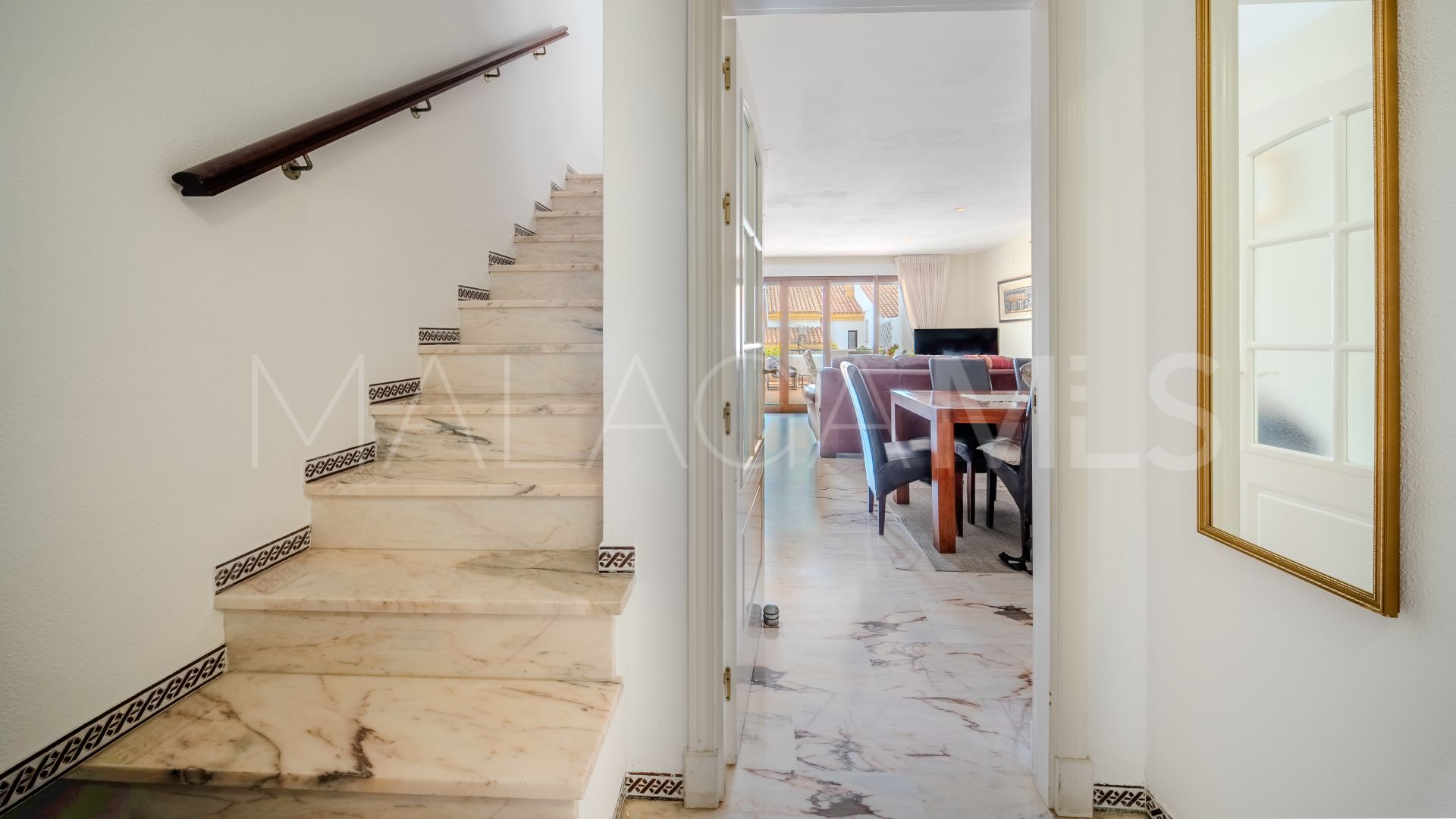 Se vende adosado de 4 bedrooms in La Duquesa