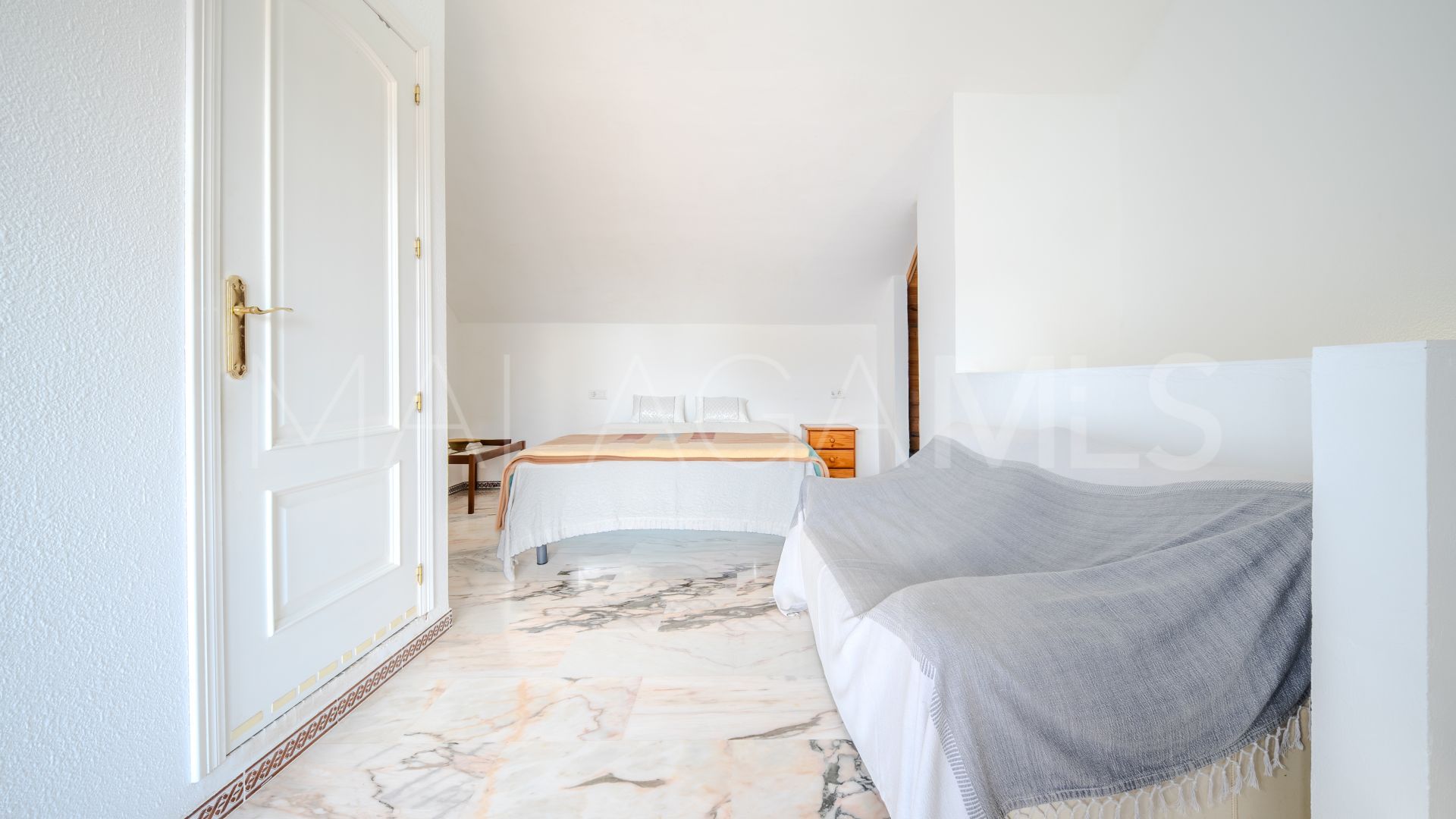 Se vende adosado de 4 bedrooms in La Duquesa