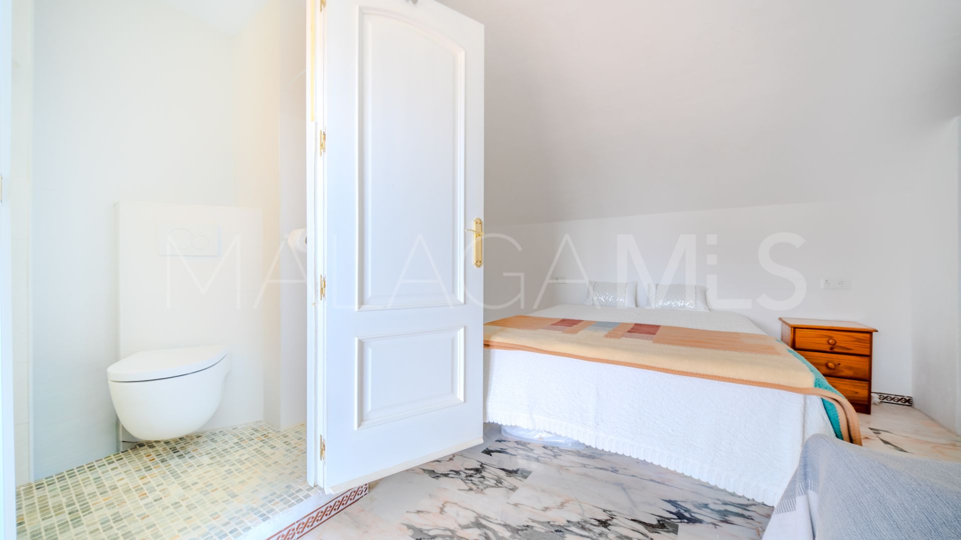 Se vende adosado de 4 bedrooms in La Duquesa