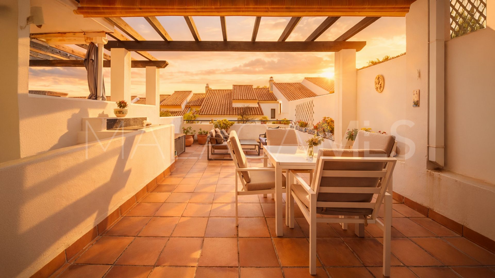 Se vende adosado de 4 bedrooms in La Duquesa