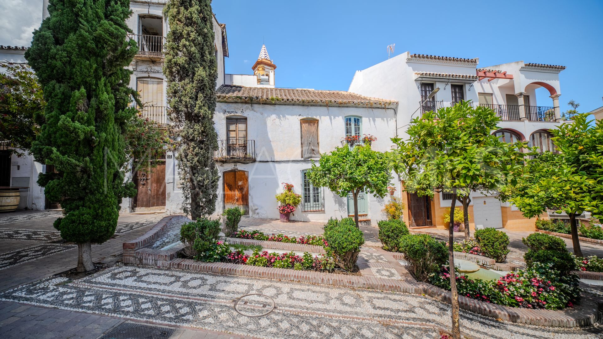 Se vende adosado in Estepona Casco Antiguo with 4 bedrooms